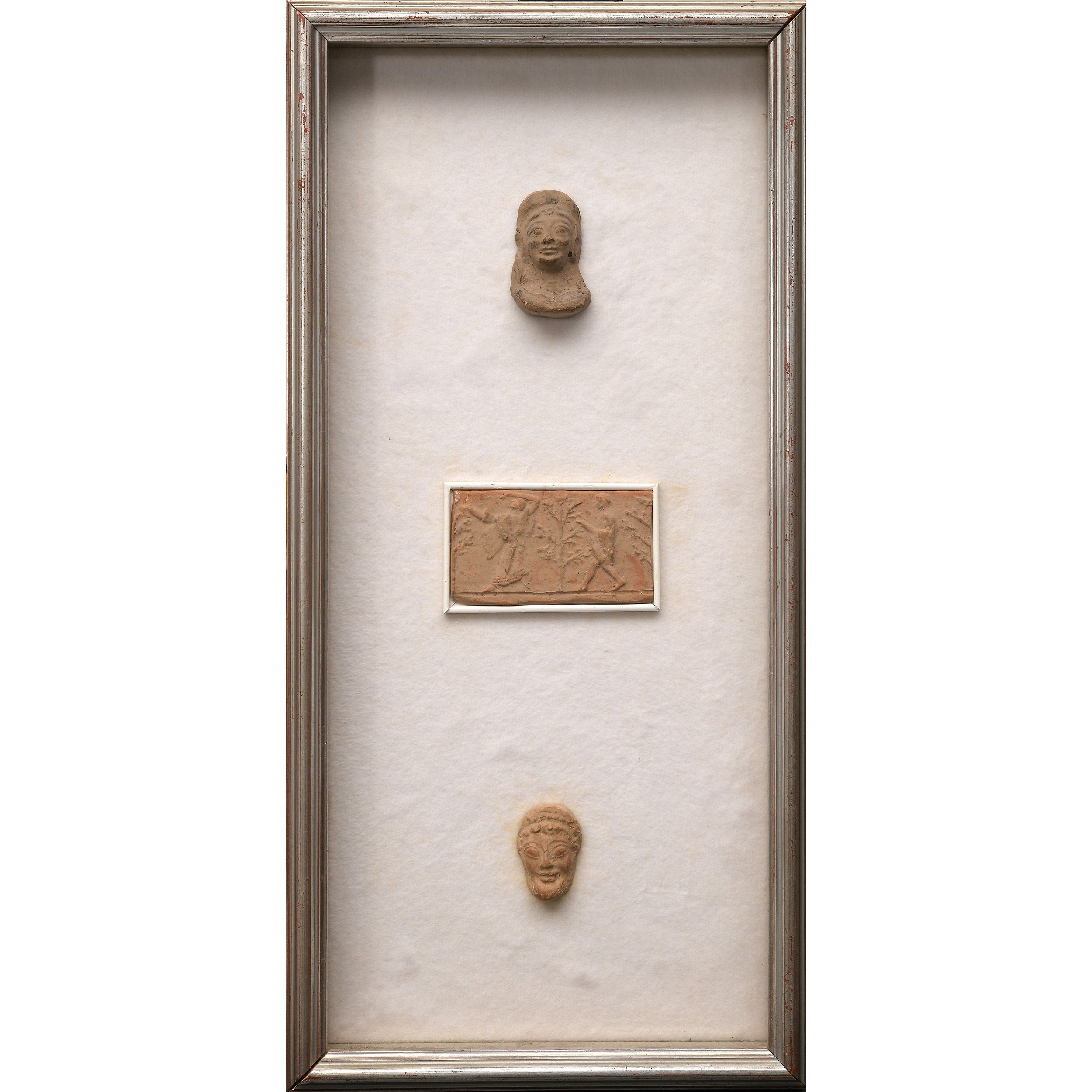 MEDAILLON PENDENTIF:  | H&ocirc;tel Des Ventes de Monte-Carlo