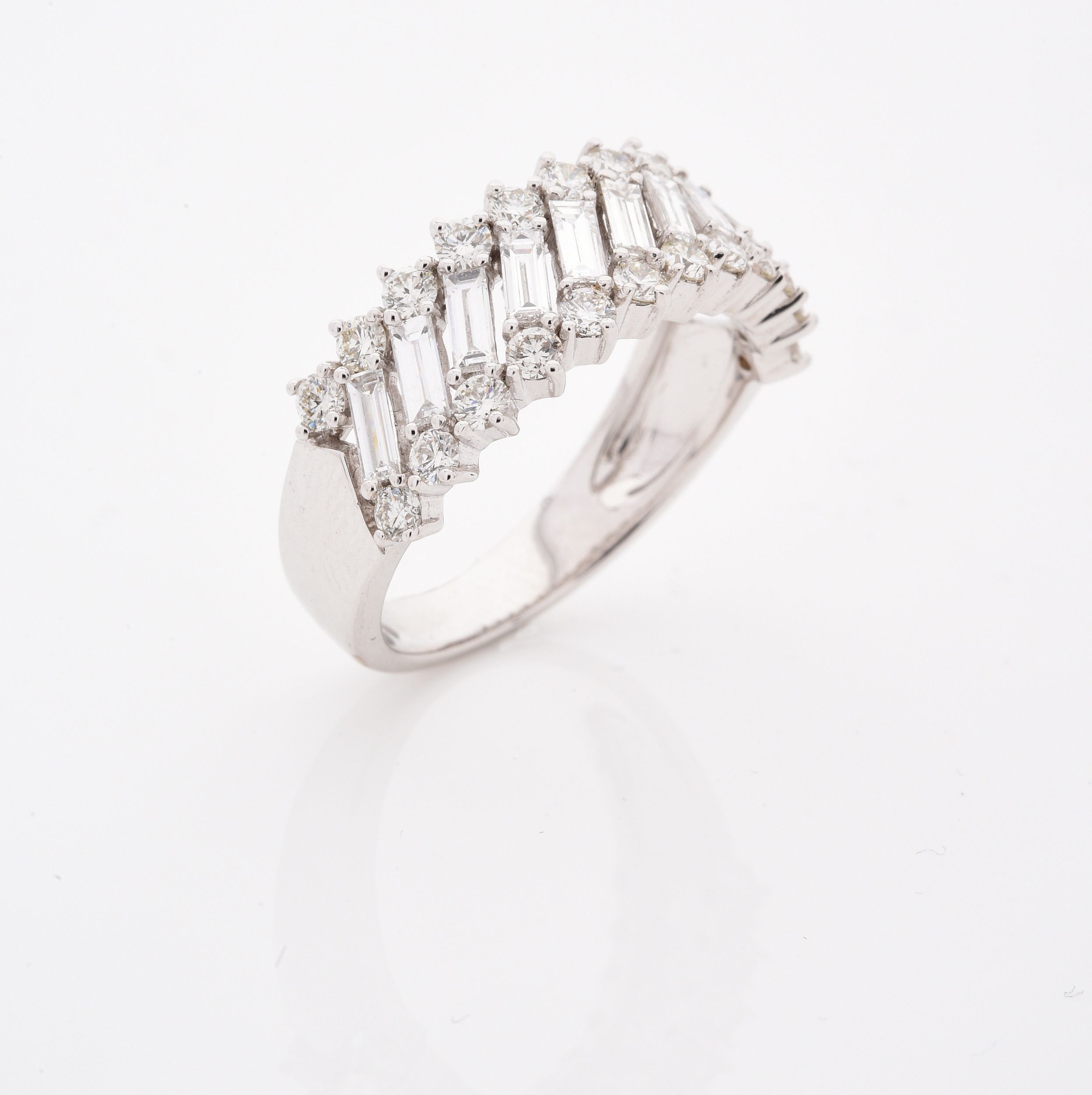 BAGUE :  | H&ocirc;tel Des Ventes de Monte-Carlo