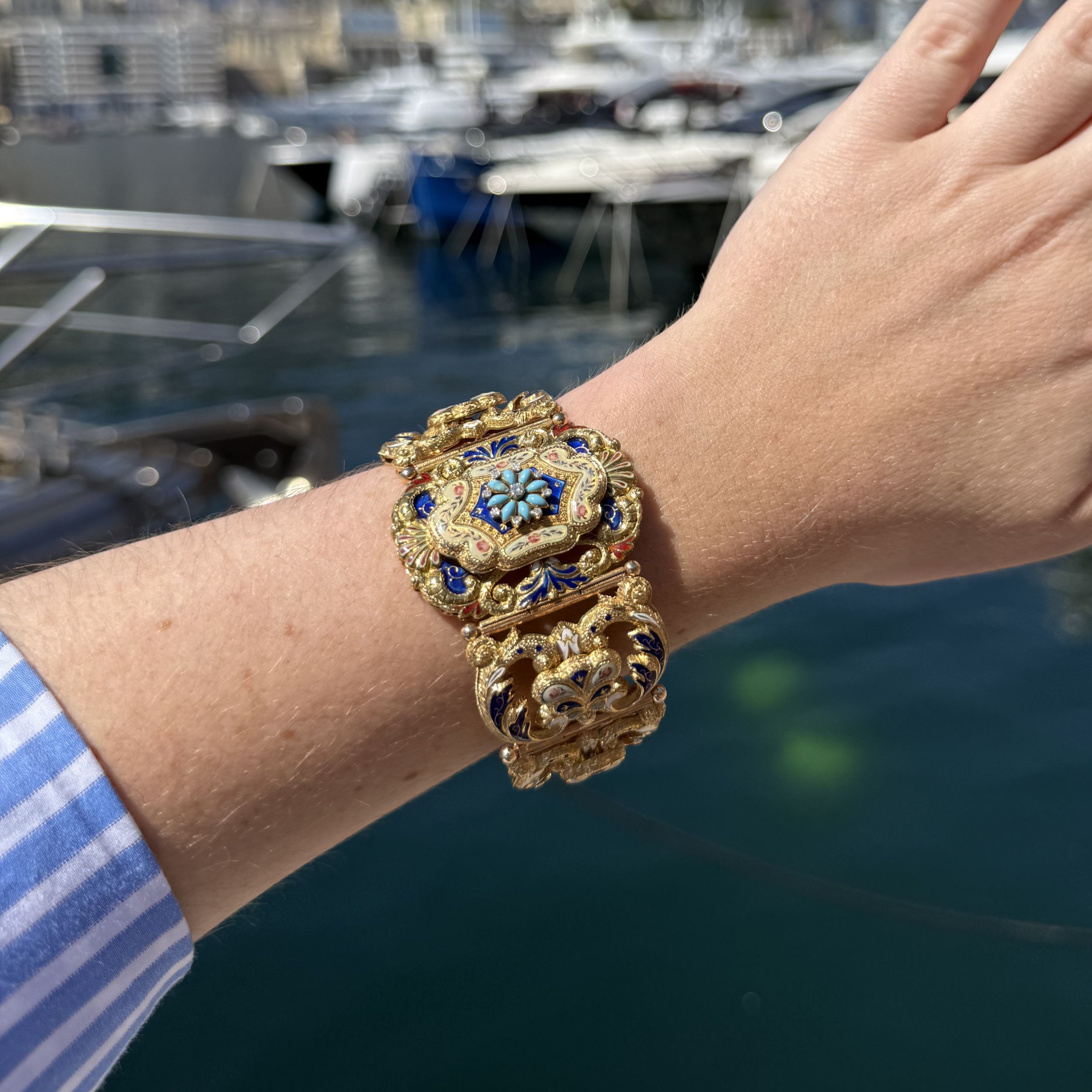 DEMI - PARURE:  | H&ocirc;tel Des Ventes de Monte-Carlo