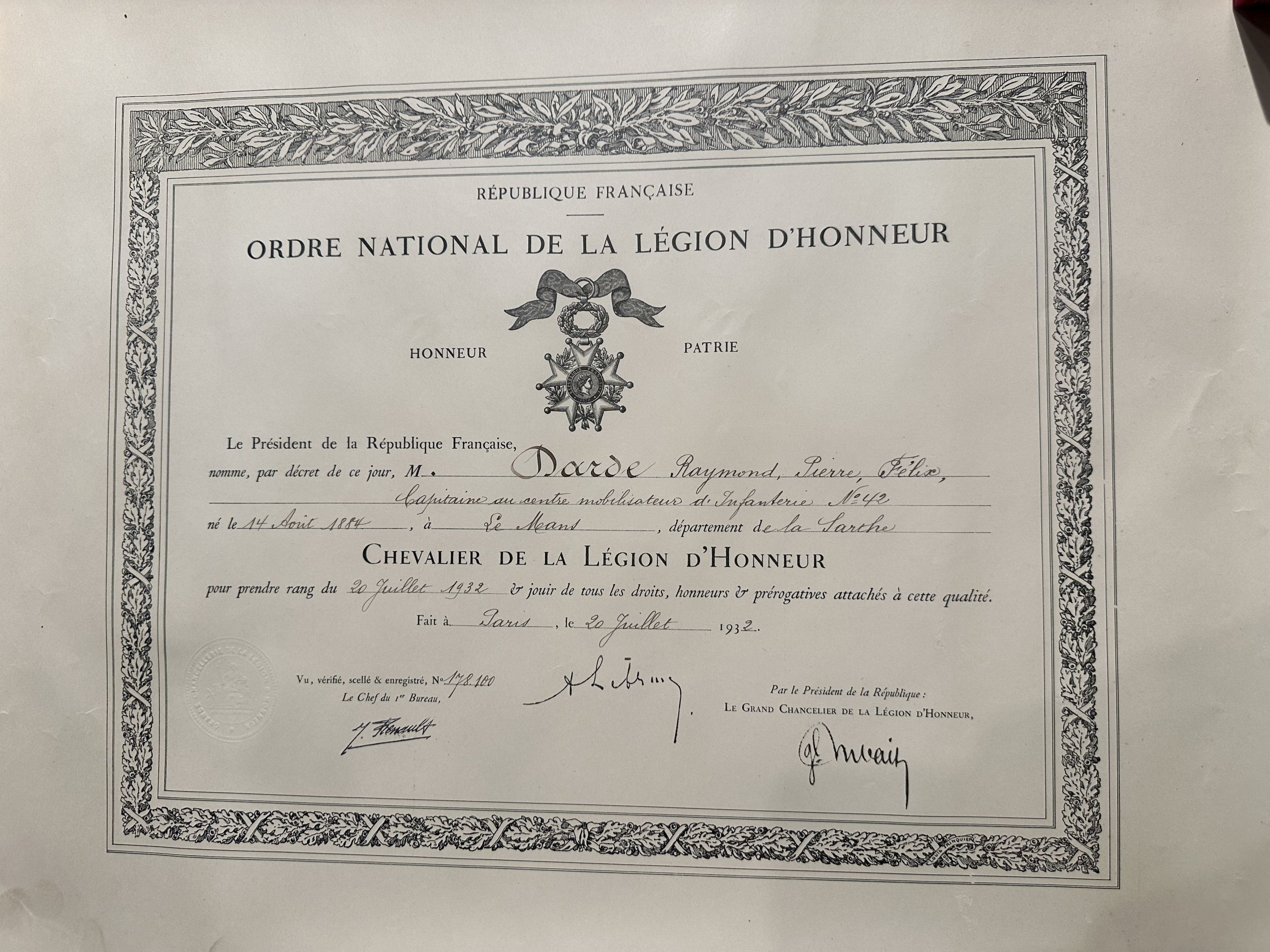 LOT DE 2 CROIX DE CHEVALIER DE L'ORDRE DE LA LEGION D'HONNEUR:  | H&ocirc;tel Des Ventes de Monte-Carlo