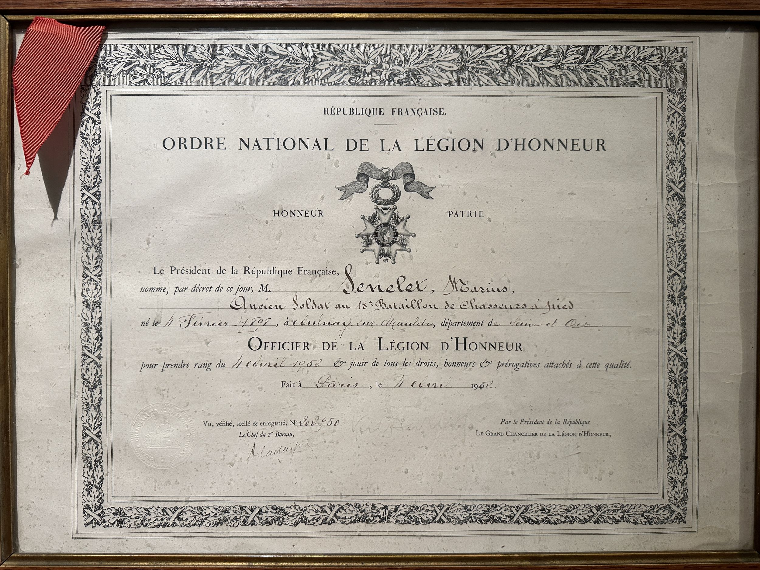 LOT DE 2 CROIX DE CHEVALIER DE L'ORDRE DE LA LEGION D'HONNEUR:  | H&ocirc;tel Des Ventes de Monte-Carlo