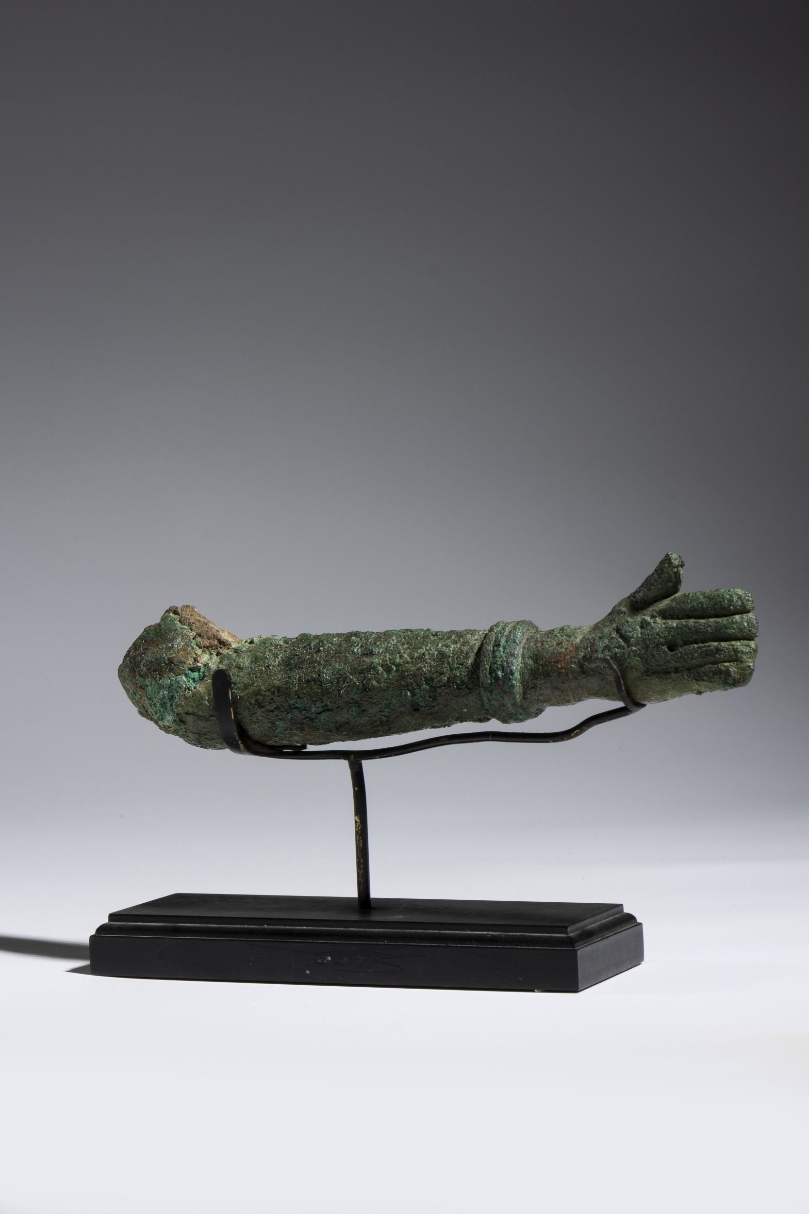 ELEMENT DE STATUETTE VOTIVE