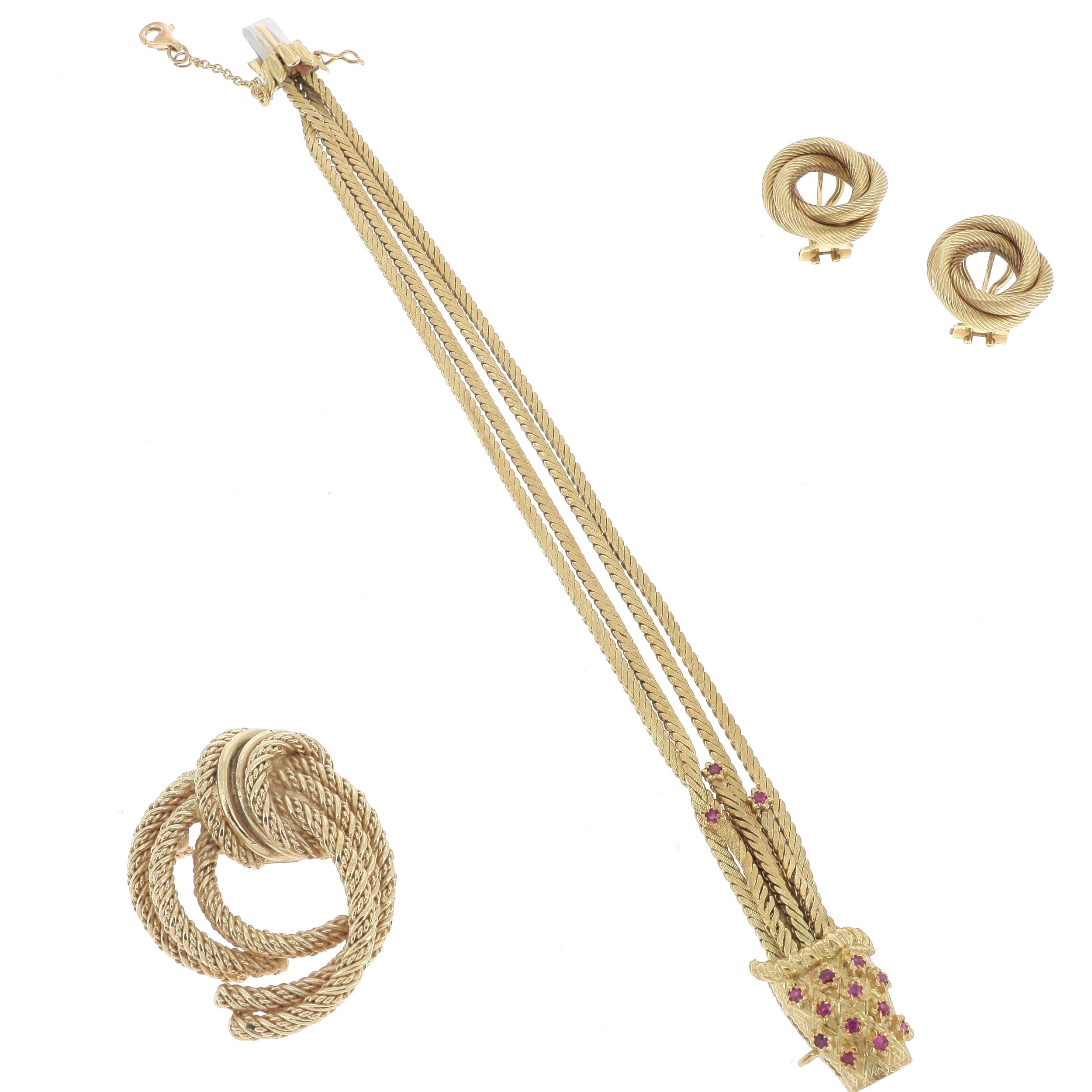 BROCHE CORBEILLE:  | H&ocirc;tel Des Ventes de Monte-Carlo