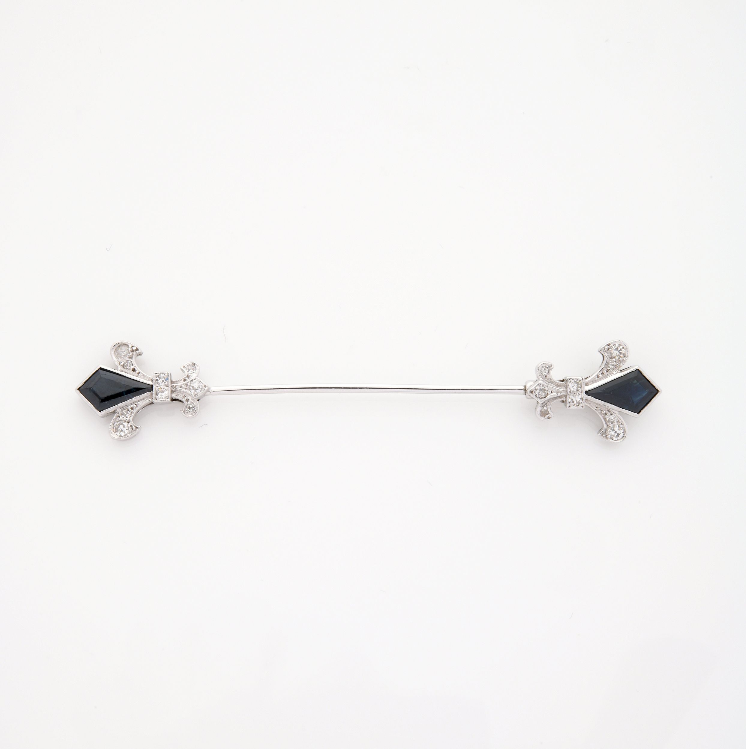 RAVISSANT COLLIER A TRANSFORMATION:  | H&ocirc;tel Des Ventes de Monte-Carlo