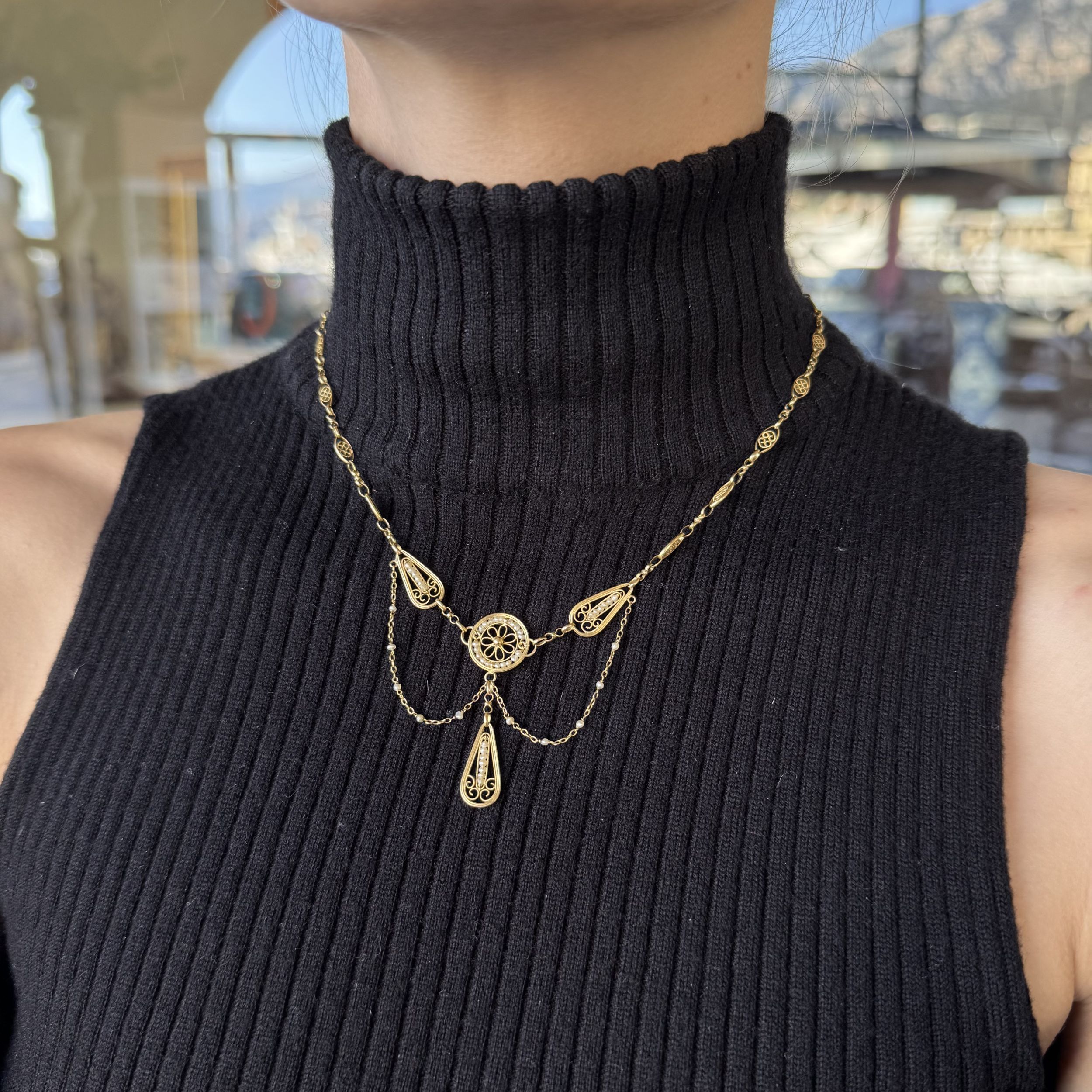 FIN COLLIER DRAPERIE:  | H&ocirc;tel Des Ventes de Monte-Carlo