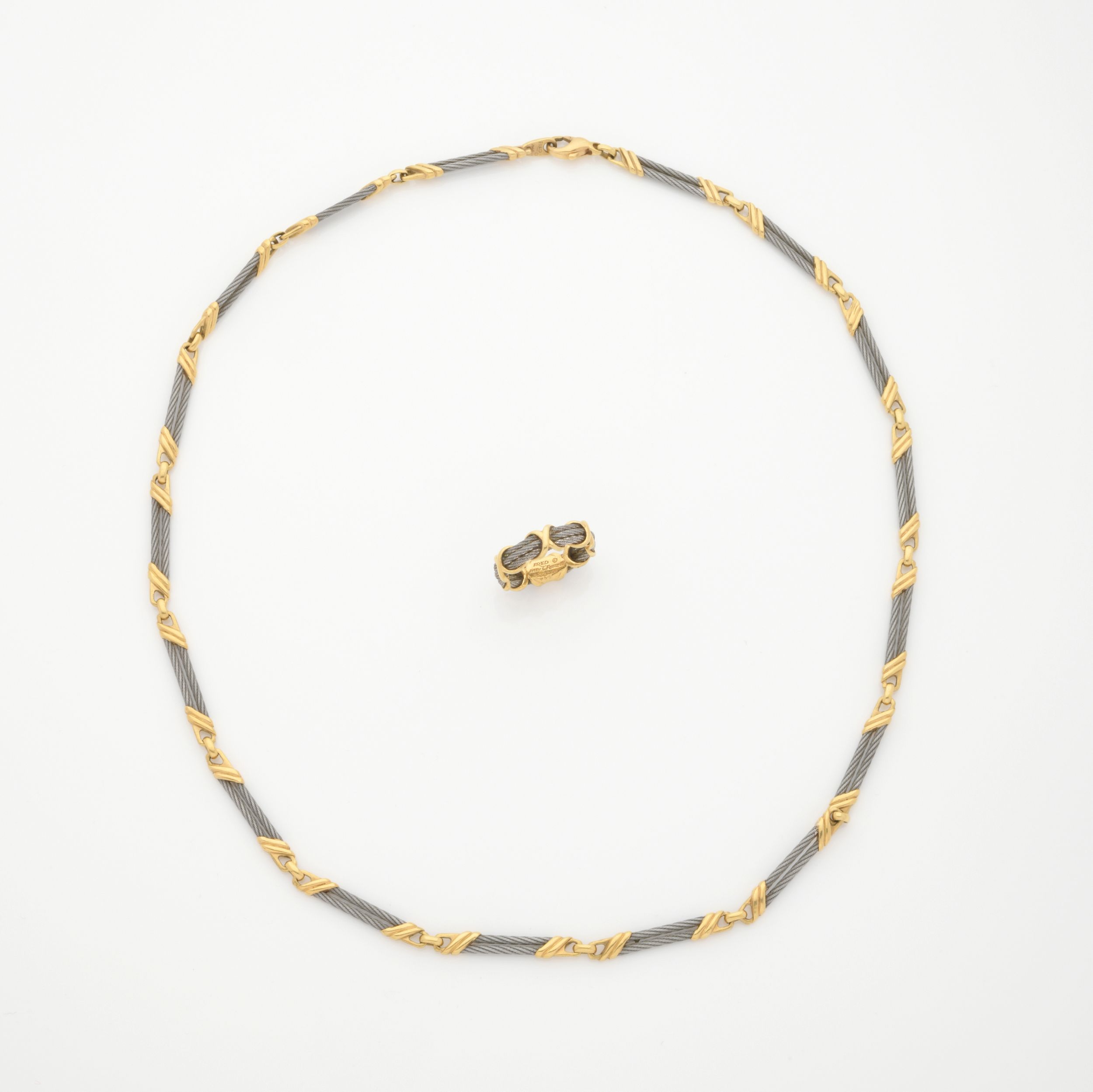 BAGUE COURONNE:  | H&ocirc;tel Des Ventes de Monte-Carlo