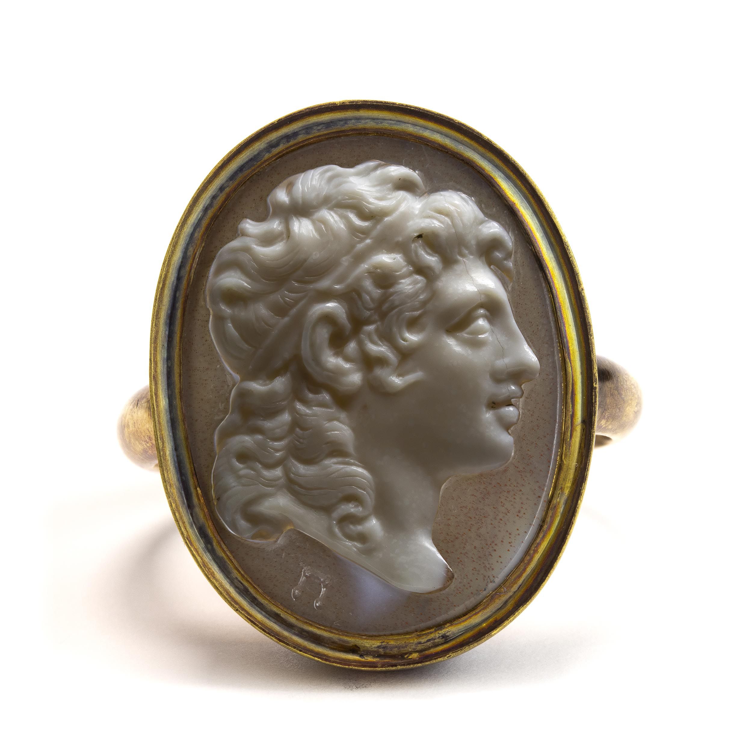 MEDAILLON PENDENTIF:  | H&ocirc;tel Des Ventes de Monte-Carlo