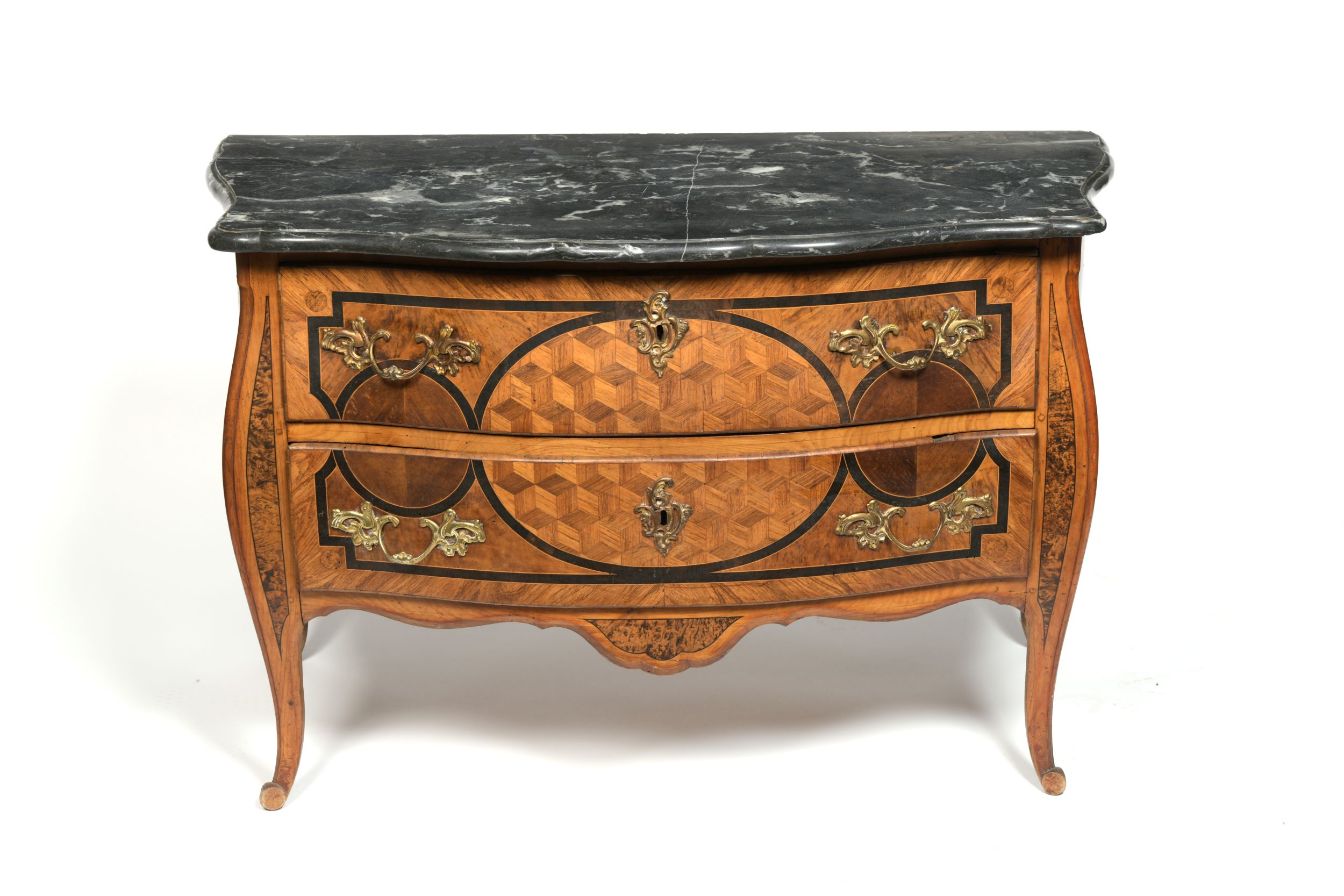 GRANDE COMMODE D’ÉPOQUE TRANSITION PAR JEAN-FRANÇOIS HACHE (GRENOBLE 1730-1776)