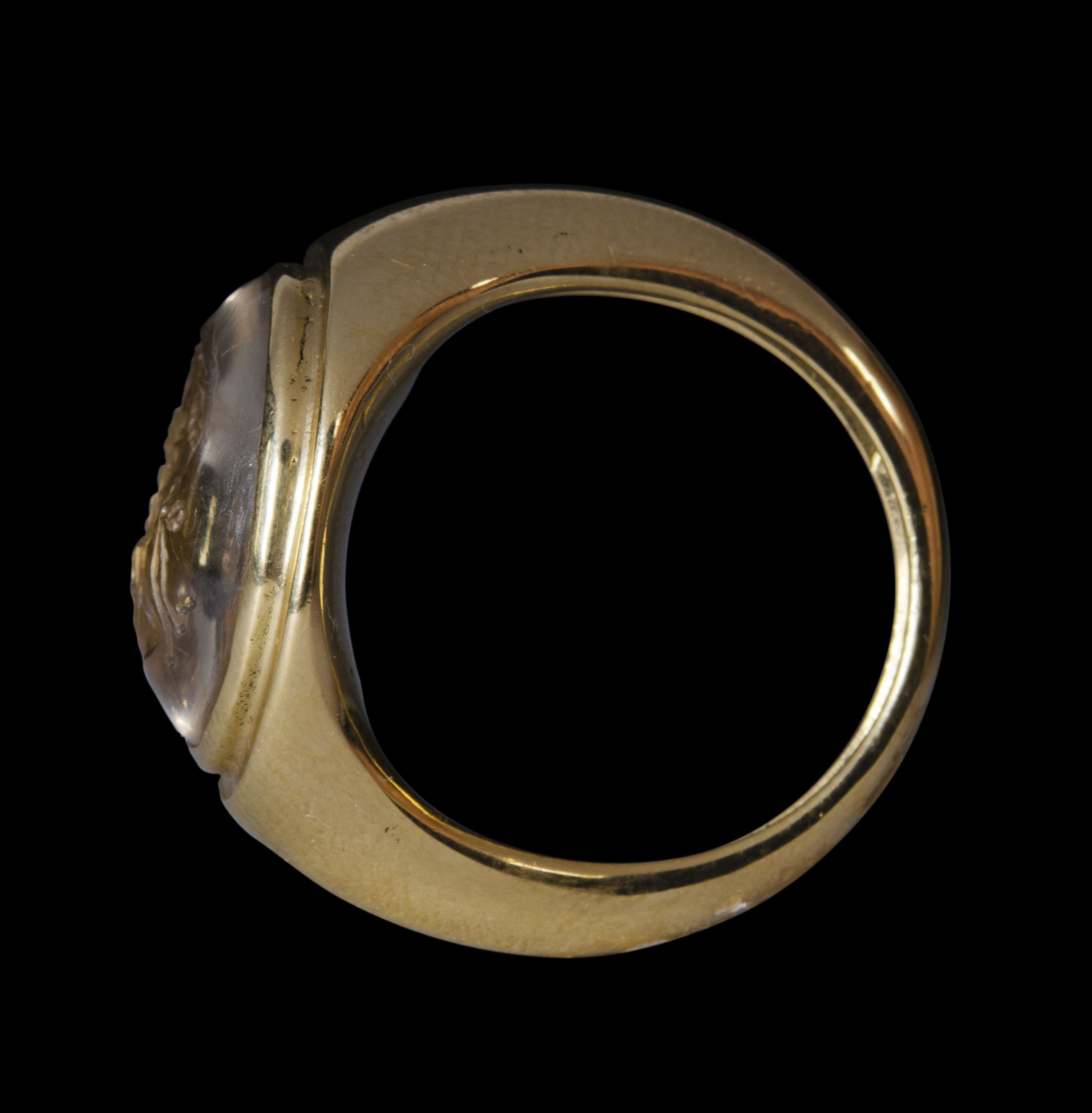 IMPORTANTE BAGUE AVEC INTAILLE ROMAINE FIGURANT CAIUS JULIUS CAESAR:  | H&ocirc;tel Des Ventes de Monte-Carlo