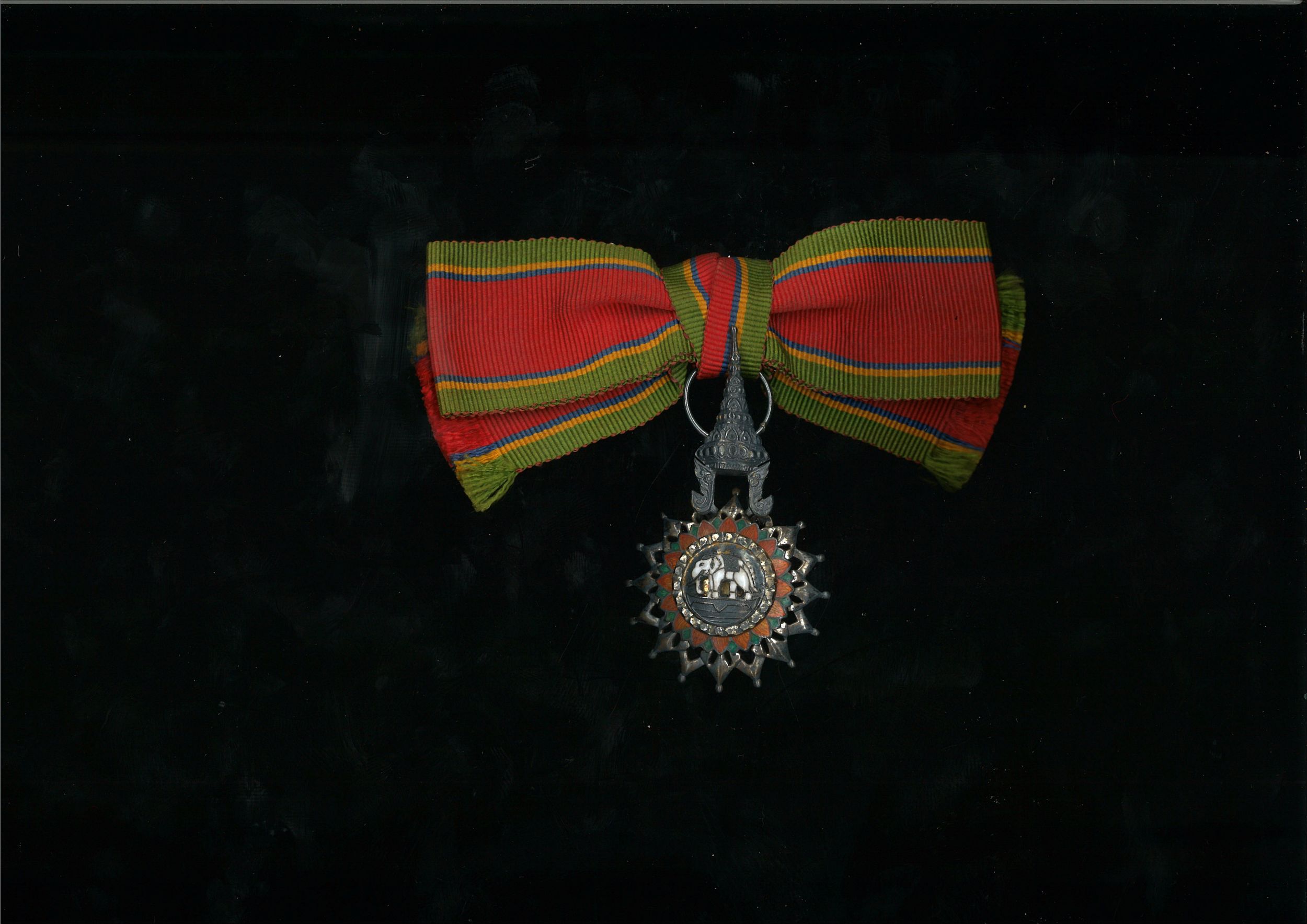 LOT DE 2 CROIX DE CHEVALIER DE L'ORDRE DE LA LEGION D'HONNEUR:  | H&ocirc;tel Des Ventes de Monte-Carlo
