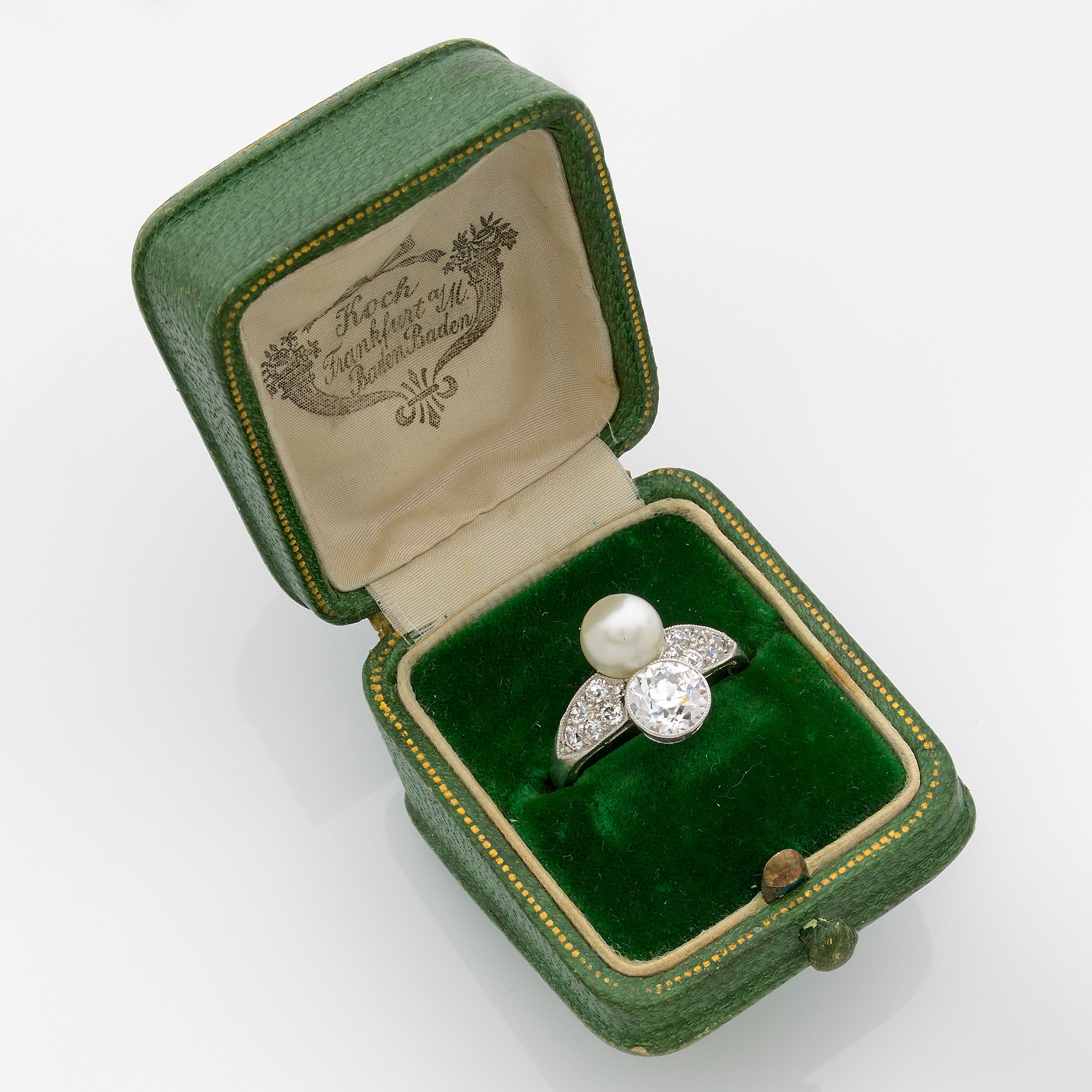 BIJOUX DE MISTINGUETT:  | H&ocirc;tel Des Ventes de Monte-Carlo