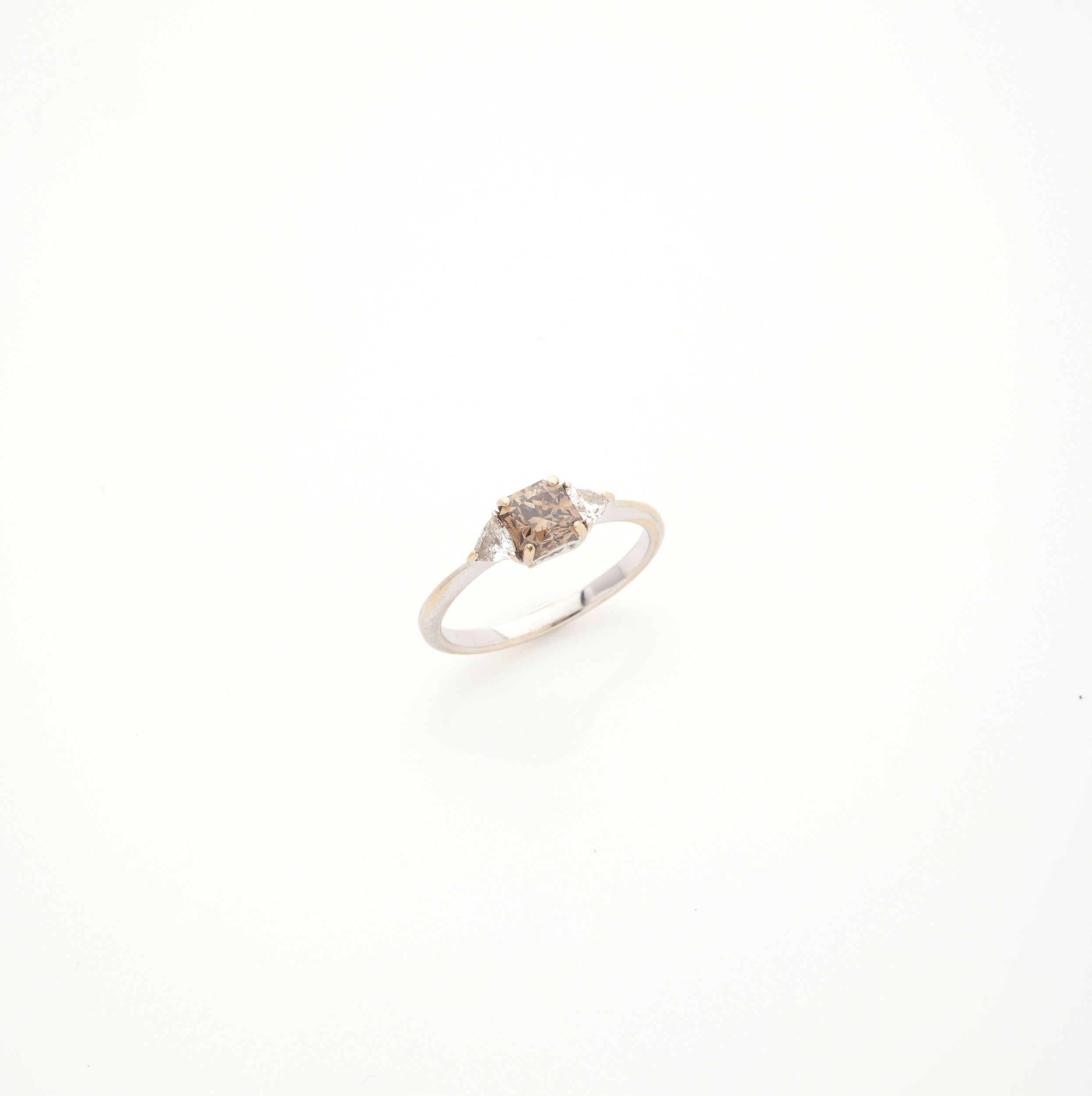 BAGUE COURONNE:  | H&ocirc;tel Des Ventes de Monte-Carlo