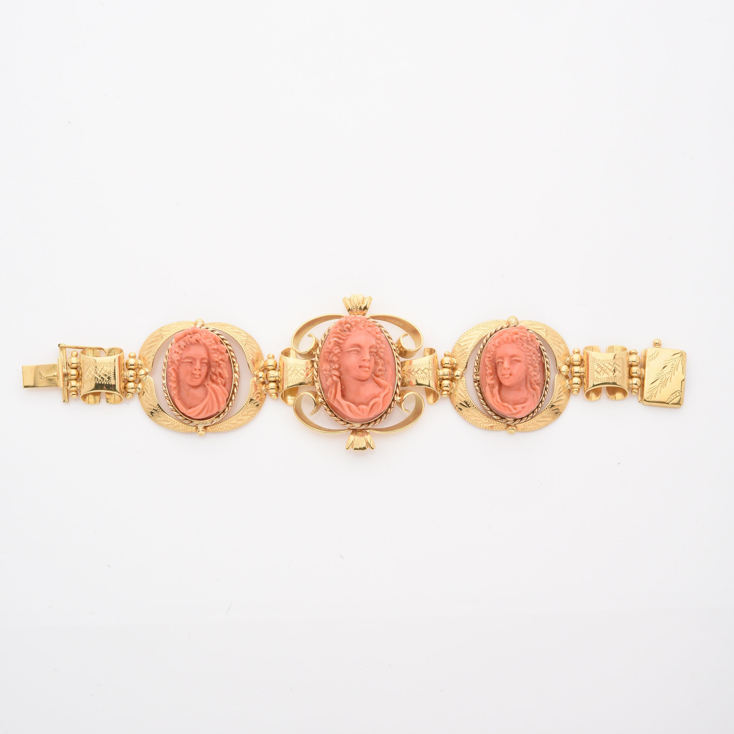 BAGUE BOMBEE:  | H&ocirc;tel Des Ventes de Monte-Carlo