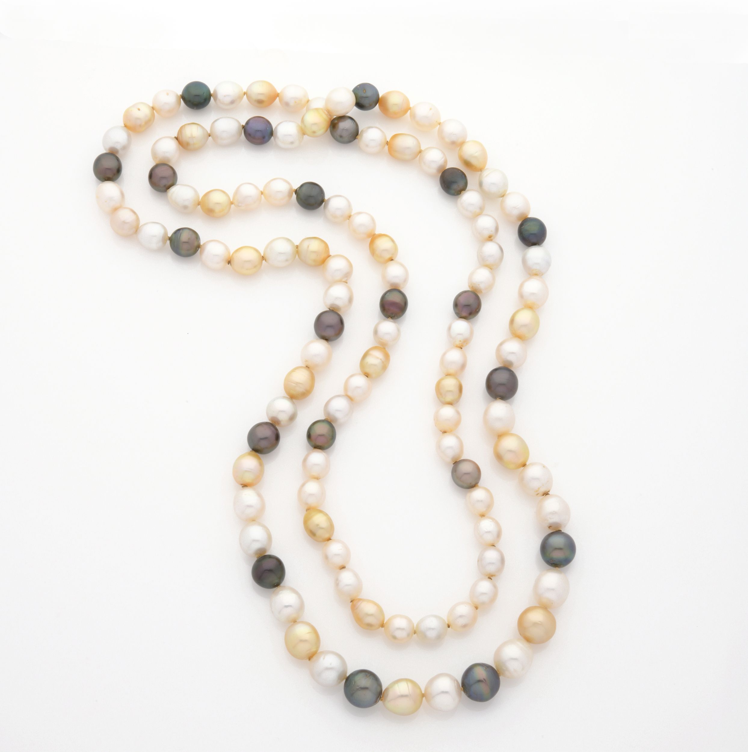 RAVISSANT COLLIER A TRANSFORMATION:  | H&ocirc;tel Des Ventes de Monte-Carlo