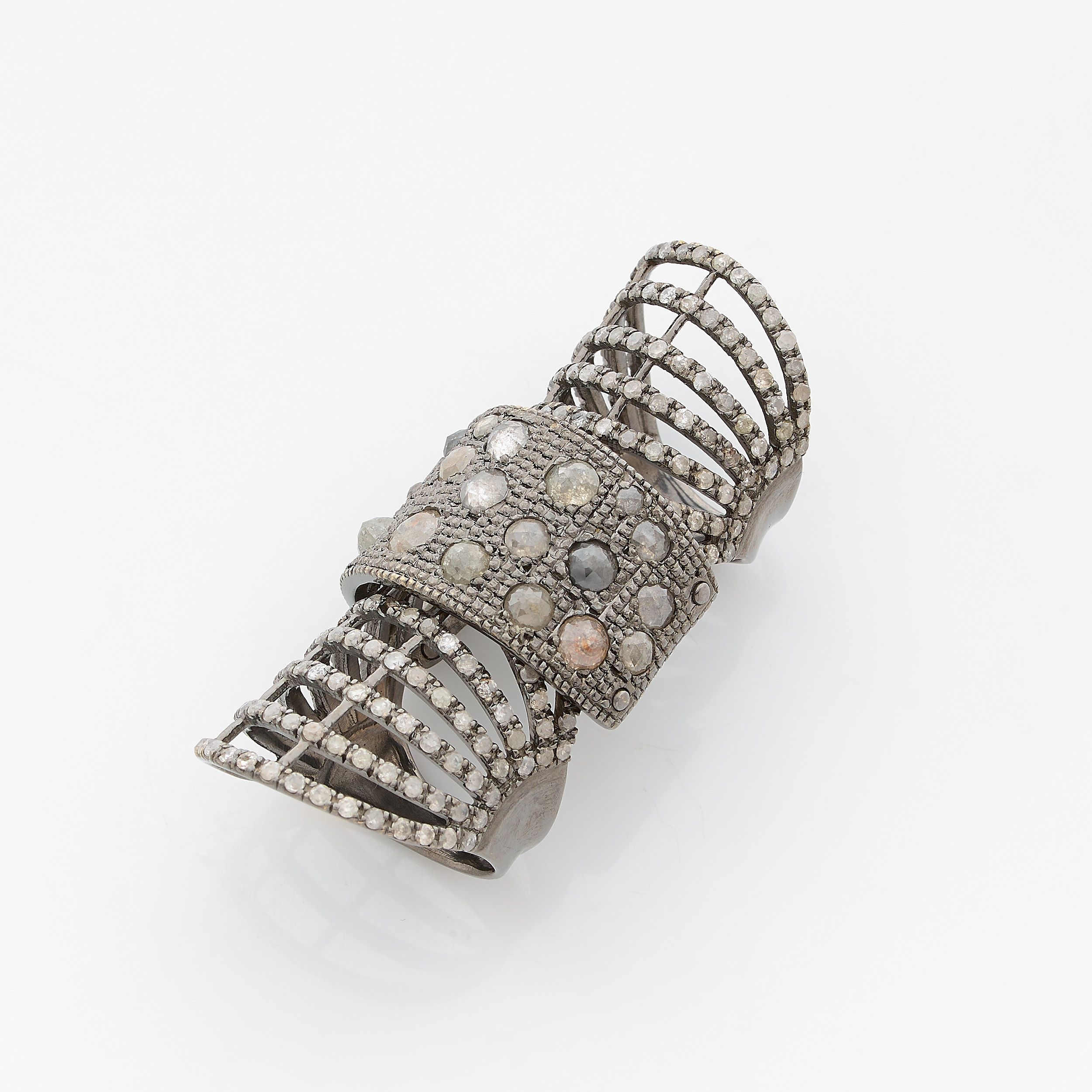 IMPORTANTE BAGUE CHEVALIERE:  | H&ocirc;tel Des Ventes de Monte-Carlo