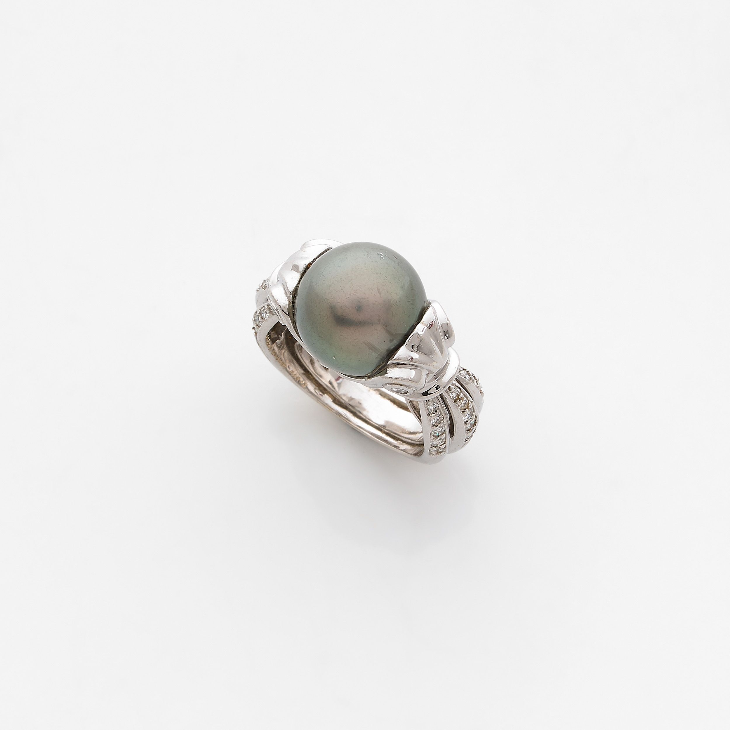 BAGUE COURONNE:  | H&ocirc;tel Des Ventes de Monte-Carlo