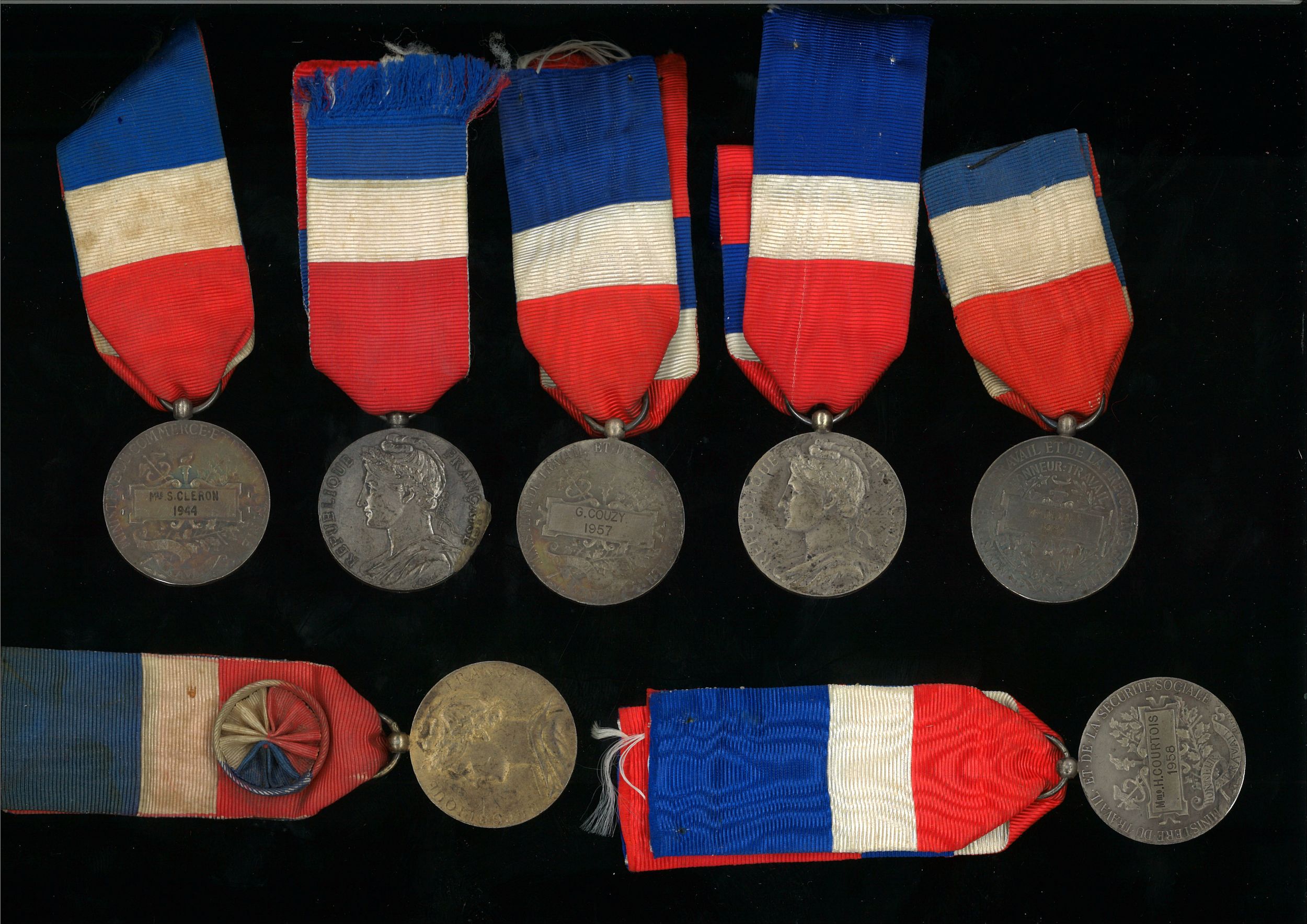LOT DE 2 CROIX DE CHEVALIER DE L'ORDRE DE LA LEGION D'HONNEUR:  | H&ocirc;tel Des Ventes de Monte-Carlo