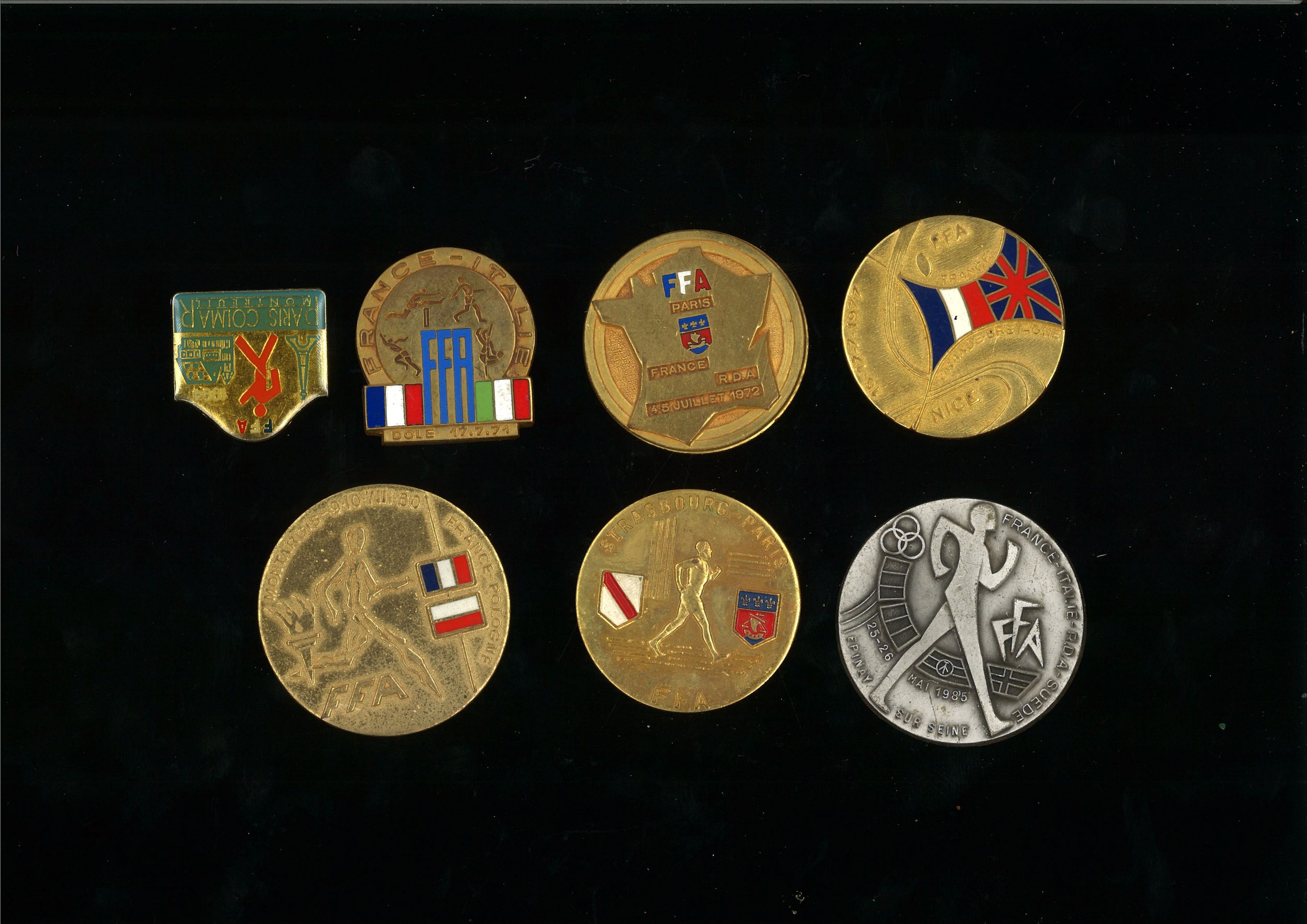 LOT DE 2 CROIX DE CHEVALIER DE L'ORDRE DE LA LEGION D'HONNEUR:  | H&ocirc;tel Des Ventes de Monte-Carlo