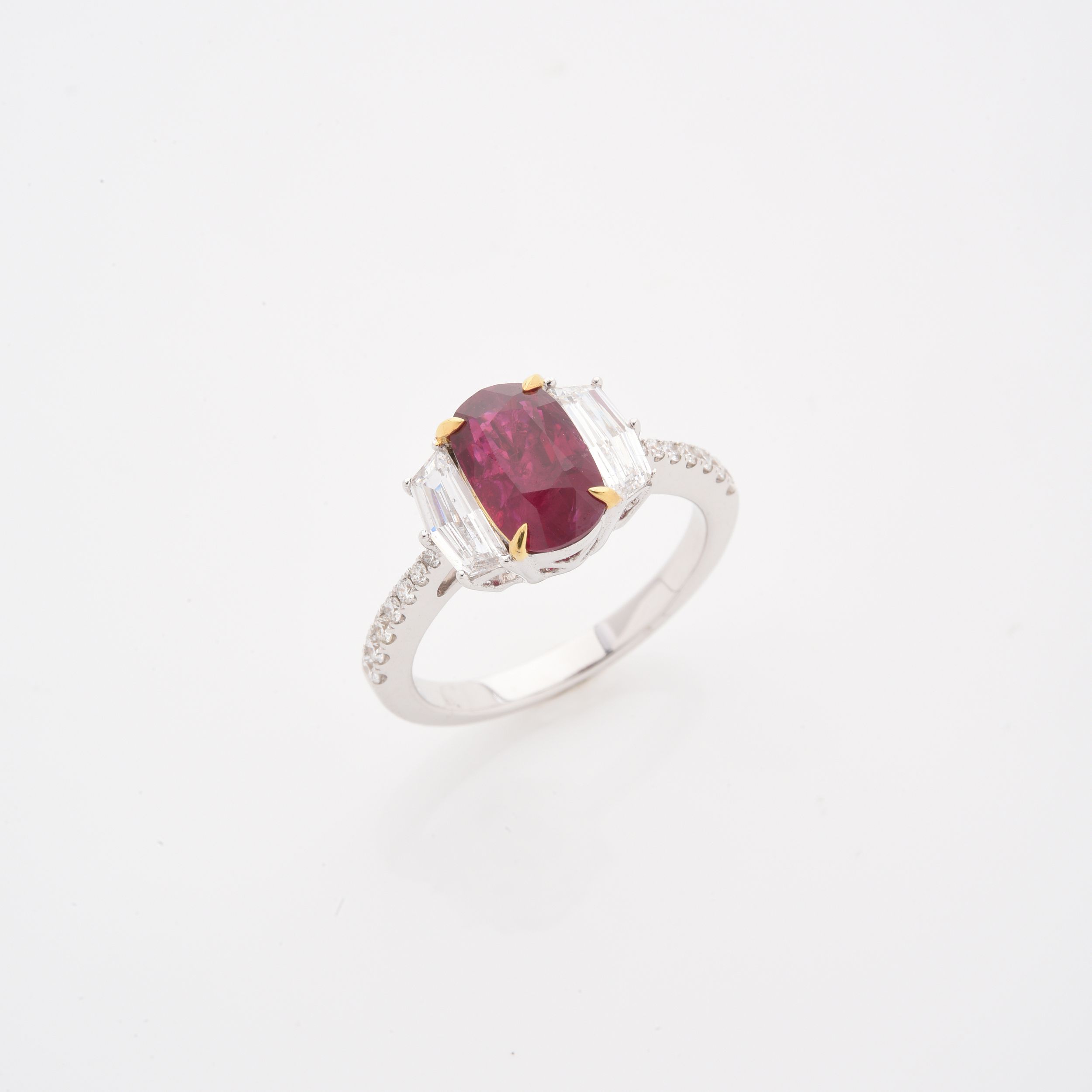 TANZANITE SOUS SCELLE:  | H&ocirc;tel Des Ventes de Monte-Carlo