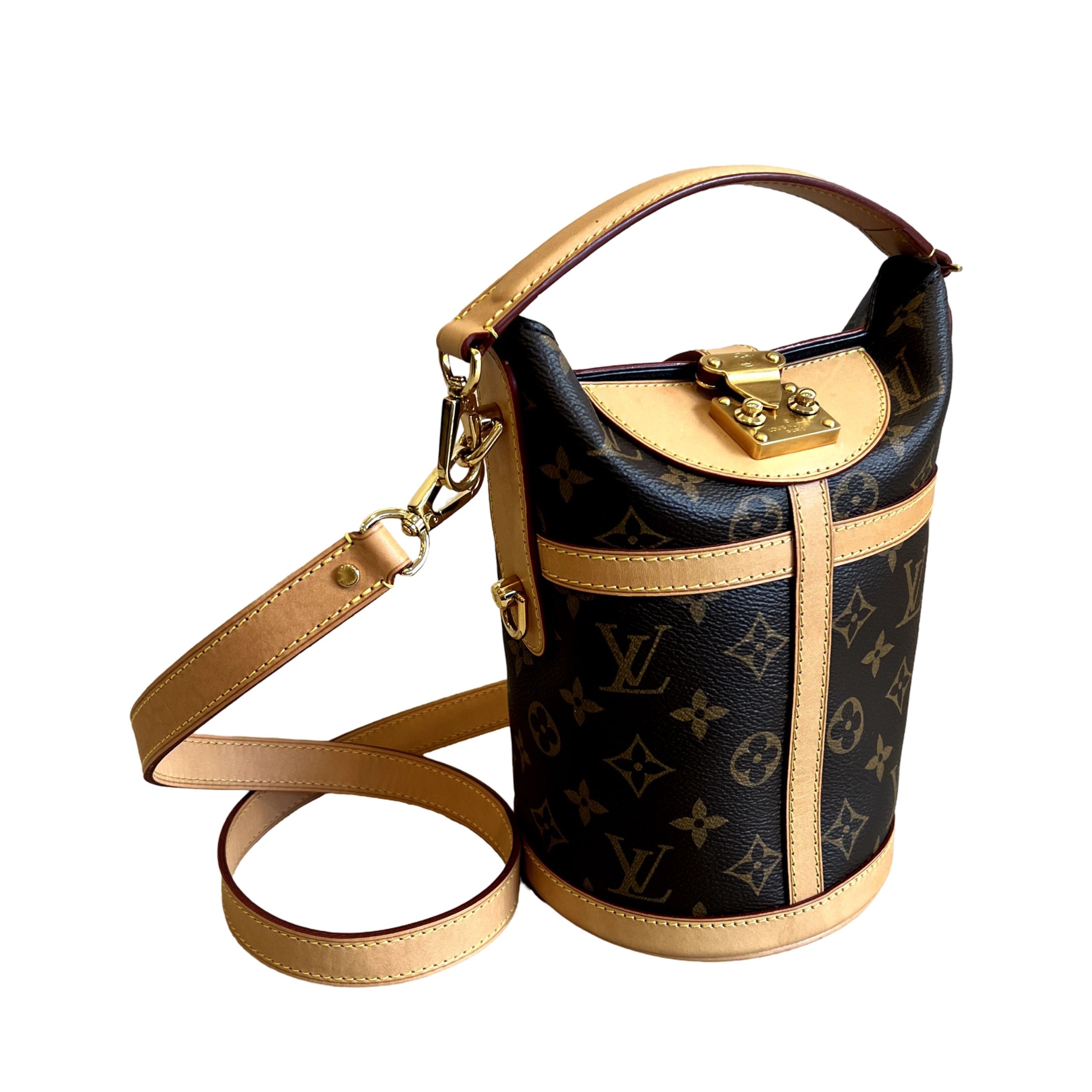 CHANEL :  | H&ocirc;tel Des Ventes de Monte-Carlo