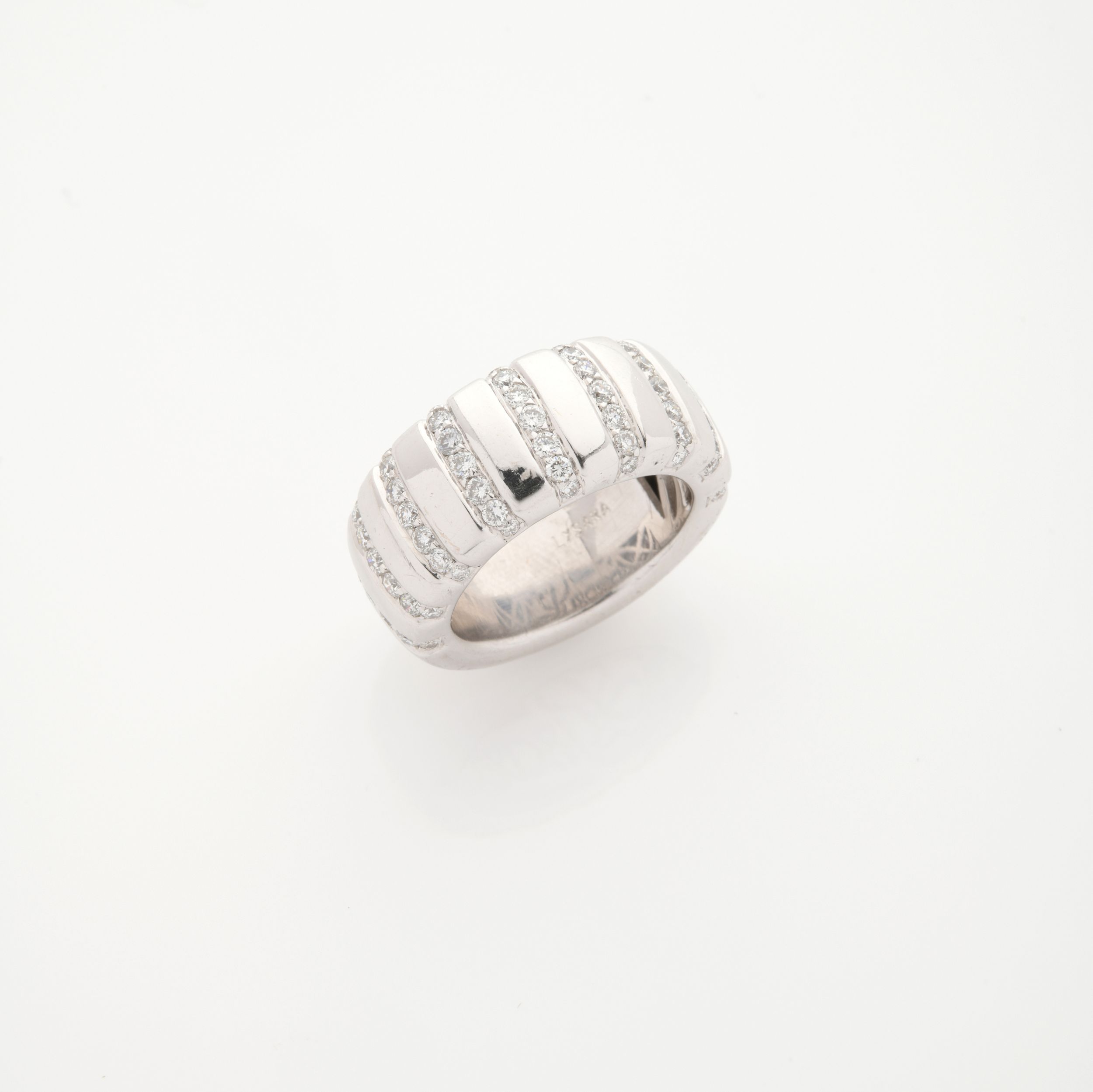 BAGUE COURONNE:  | H&ocirc;tel Des Ventes de Monte-Carlo