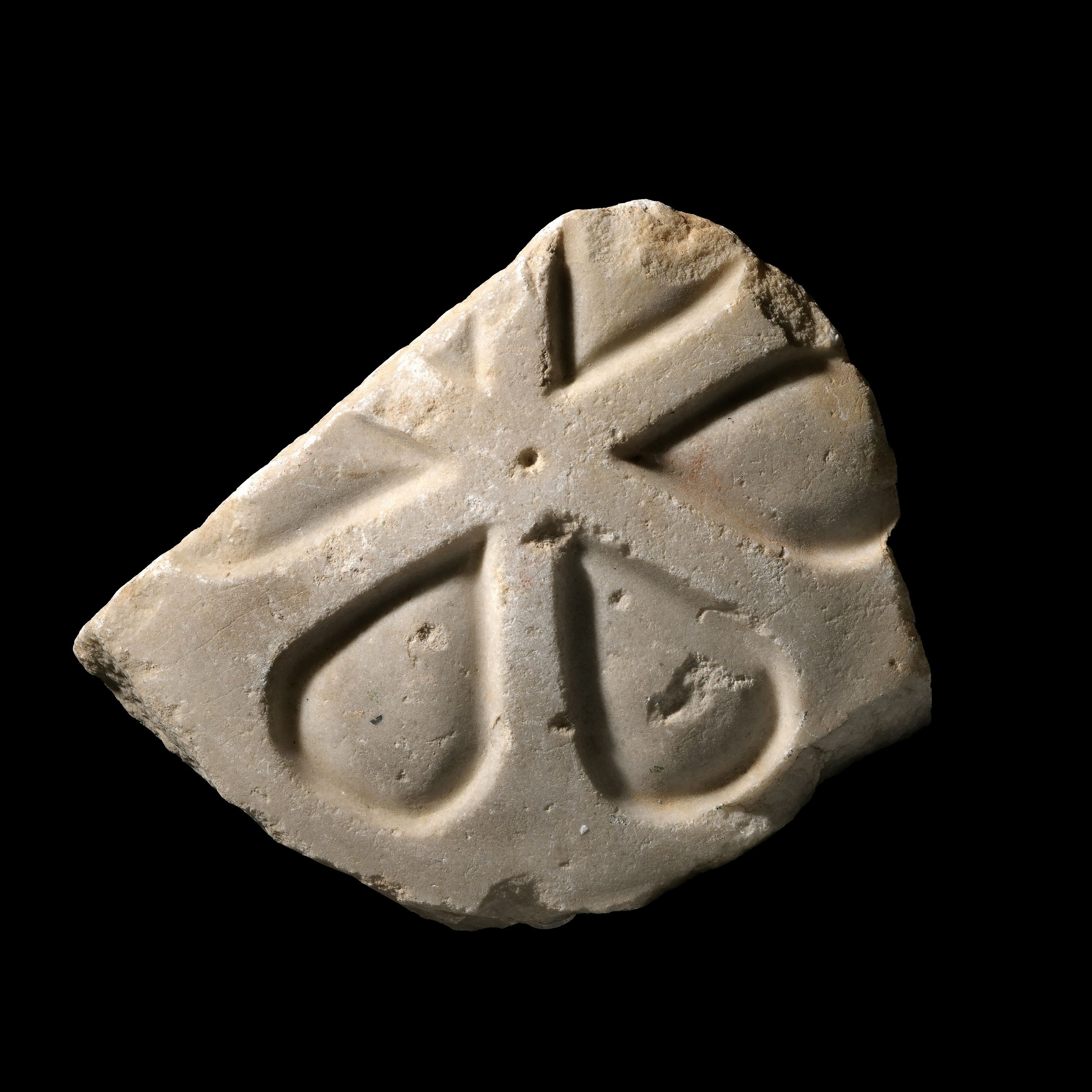 MÉDAILLON OU COUVERCLE AVEC CHI RHO