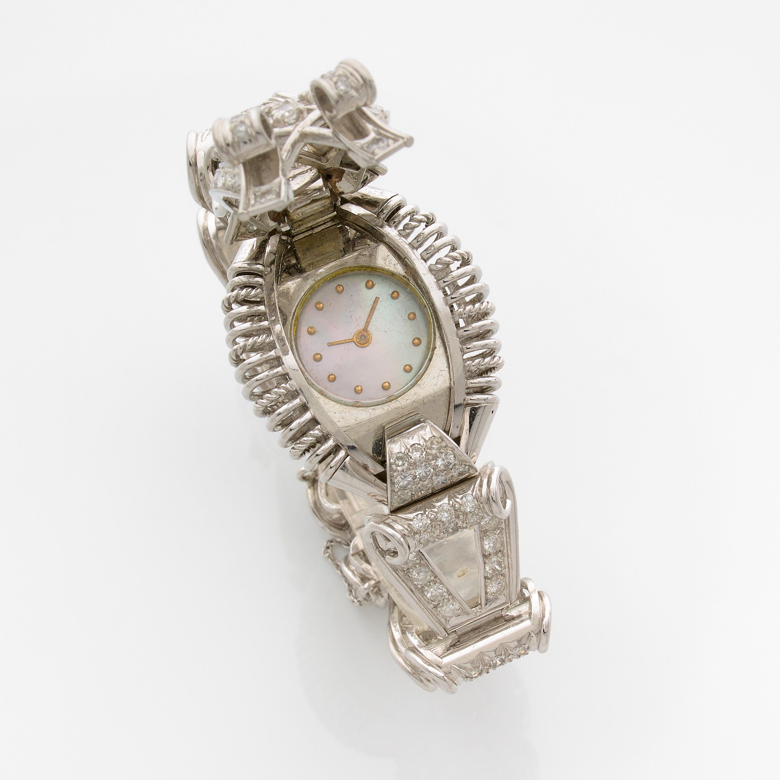 MONTRE BRACELET DE DAME DES ANNEES 1940:  | H&ocirc;tel Des Ventes de Monte-Carlo