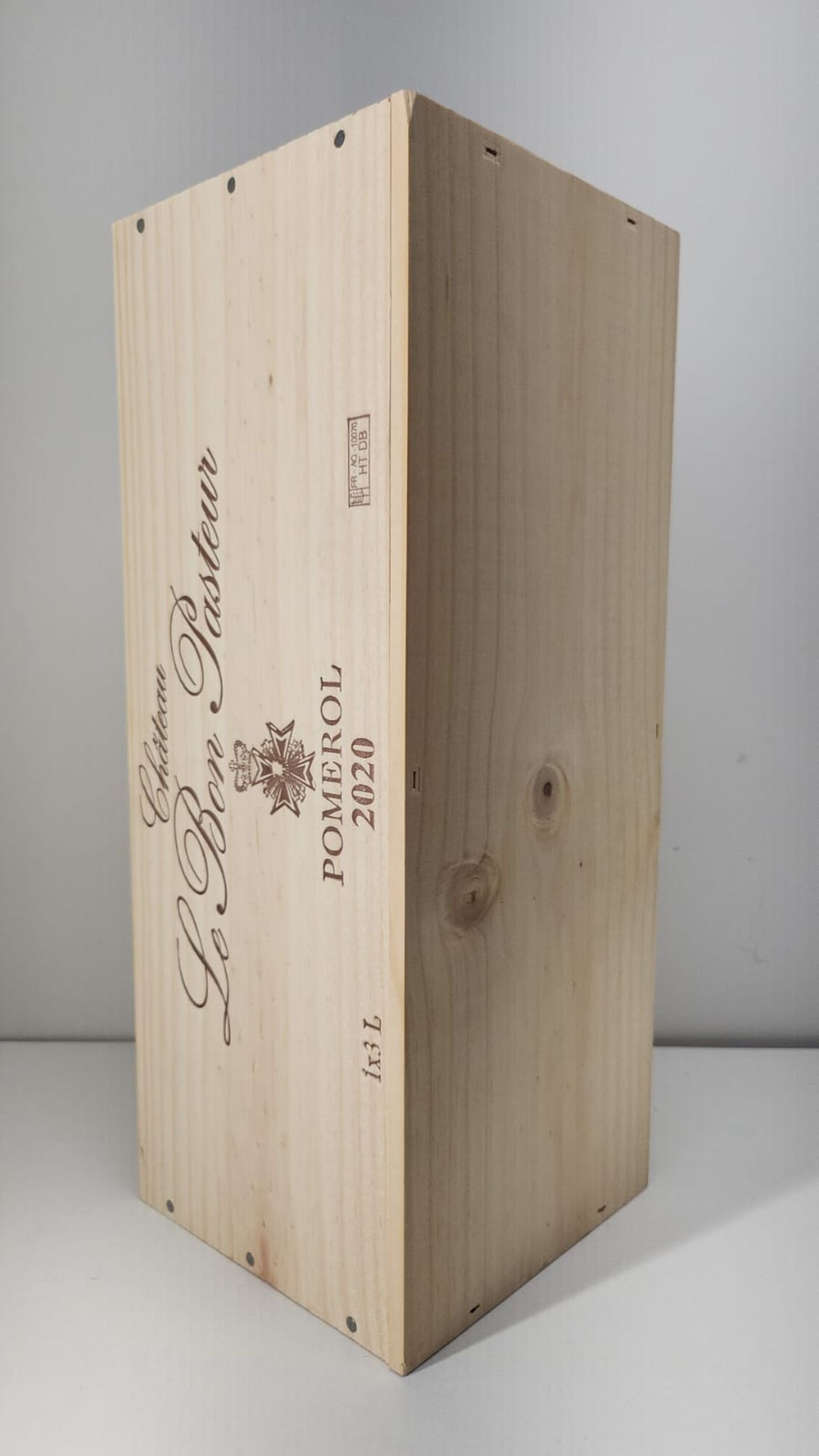 6 bouteilles CHAMPAGNE :  | H&ocirc;tel Des Ventes de Monte-Carlo