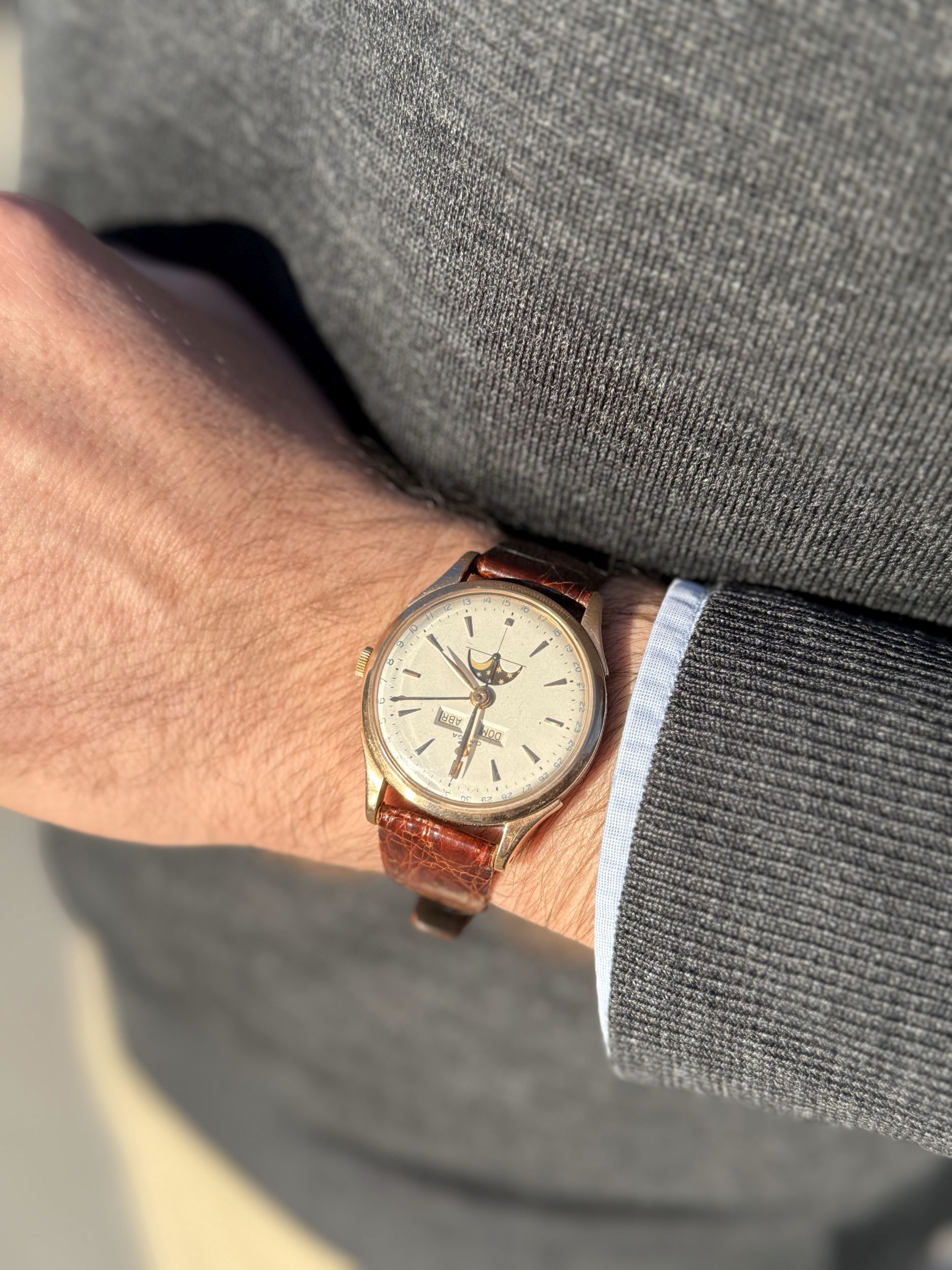 OMEGA COSMIC TRIPLE DATE :  | H&ocirc;tel Des Ventes de Monte-Carlo