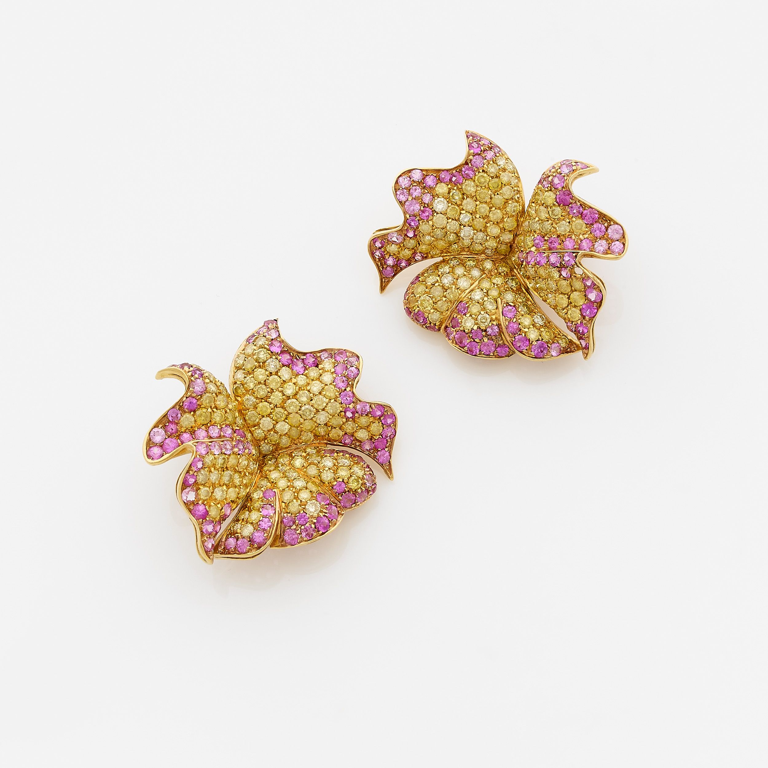 PAIRE DE BOUCLES D'OREILLES