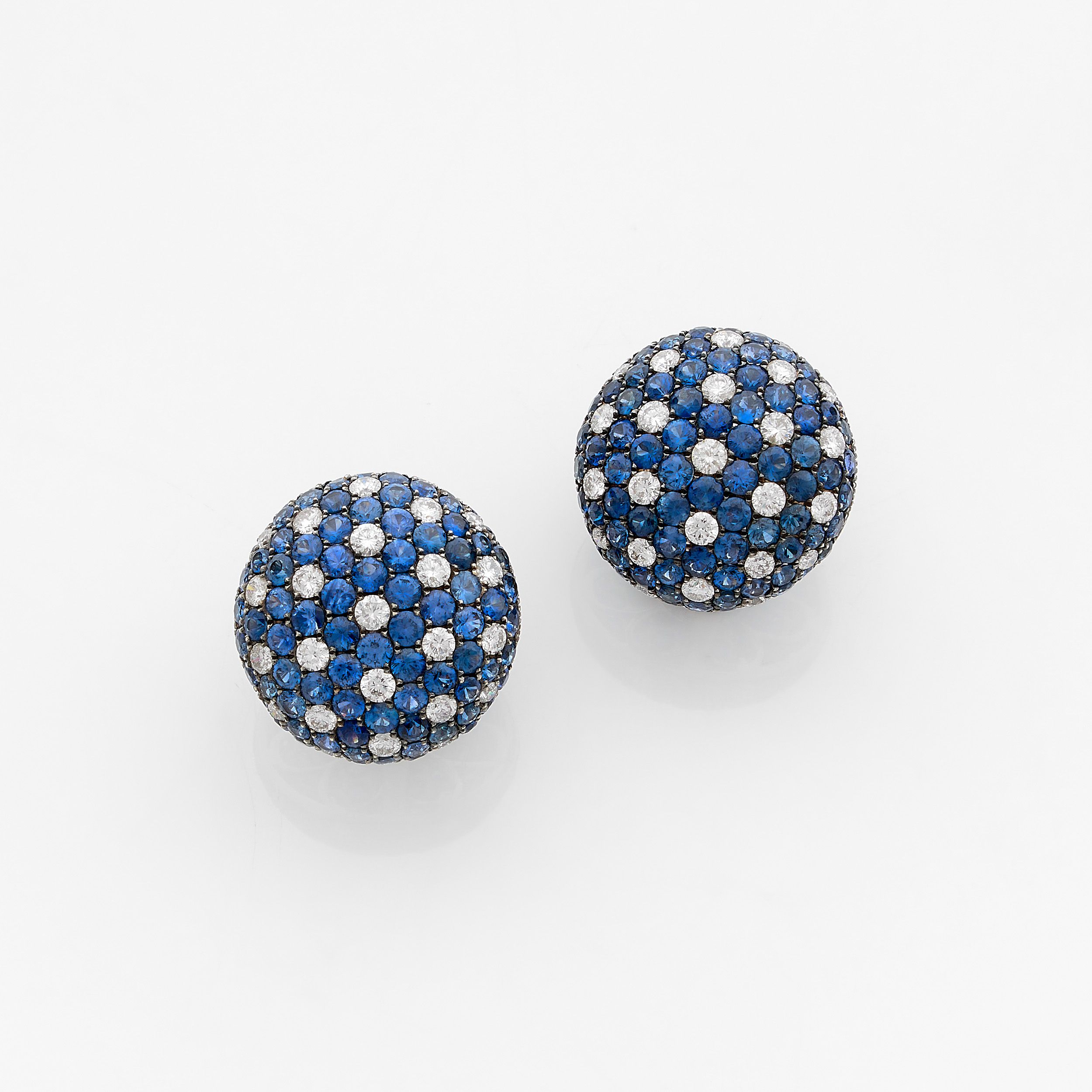 IMPORTANTE BAGUE CHEVALIERE:  | H&ocirc;tel Des Ventes de Monte-Carlo