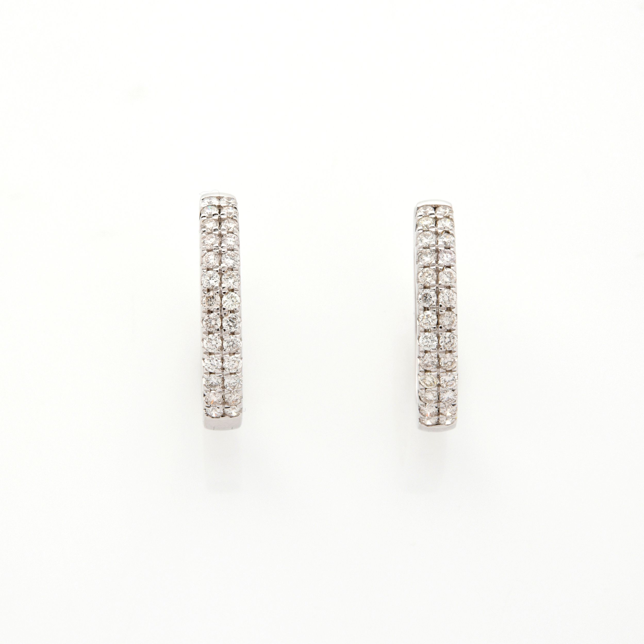 SUITE DE DEUX BRACELETS JONCS:  | H&ocirc;tel Des Ventes de Monte-Carlo