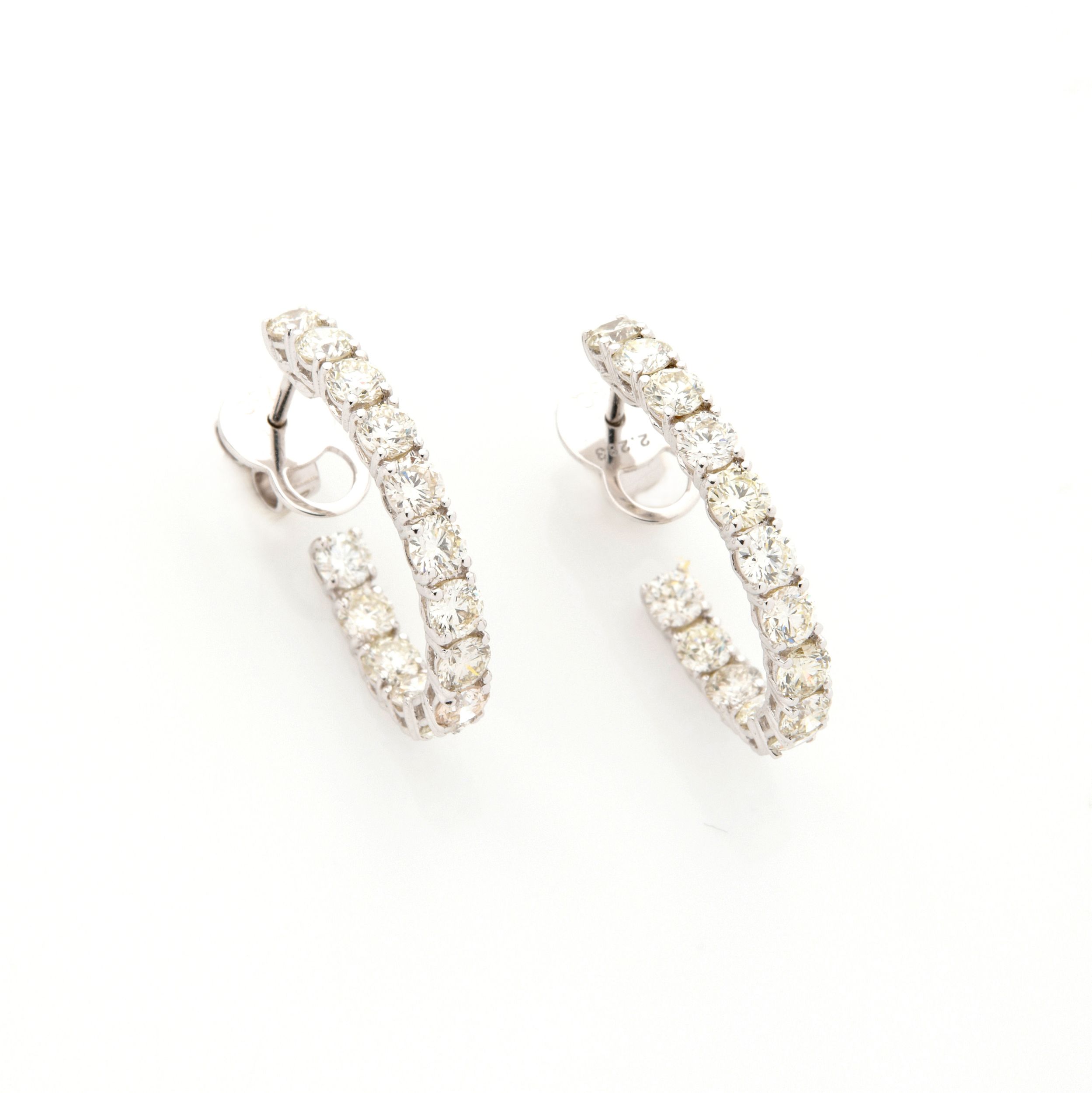 SUITE DE DEUX BRACELETS JONCS:  | H&ocirc;tel Des Ventes de Monte-Carlo