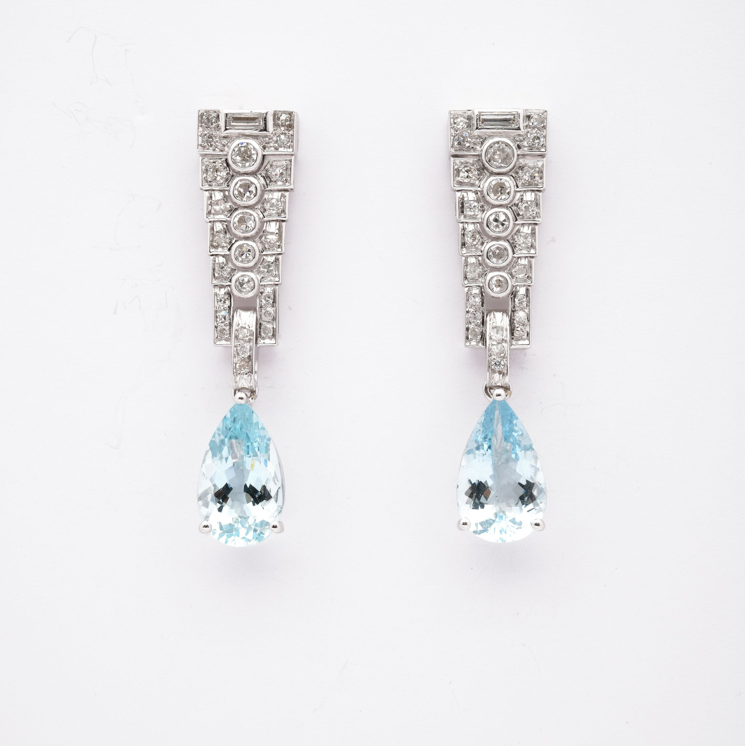 RAVISSANT COLLIER A TRANSFORMATION:  | H&ocirc;tel Des Ventes de Monte-Carlo