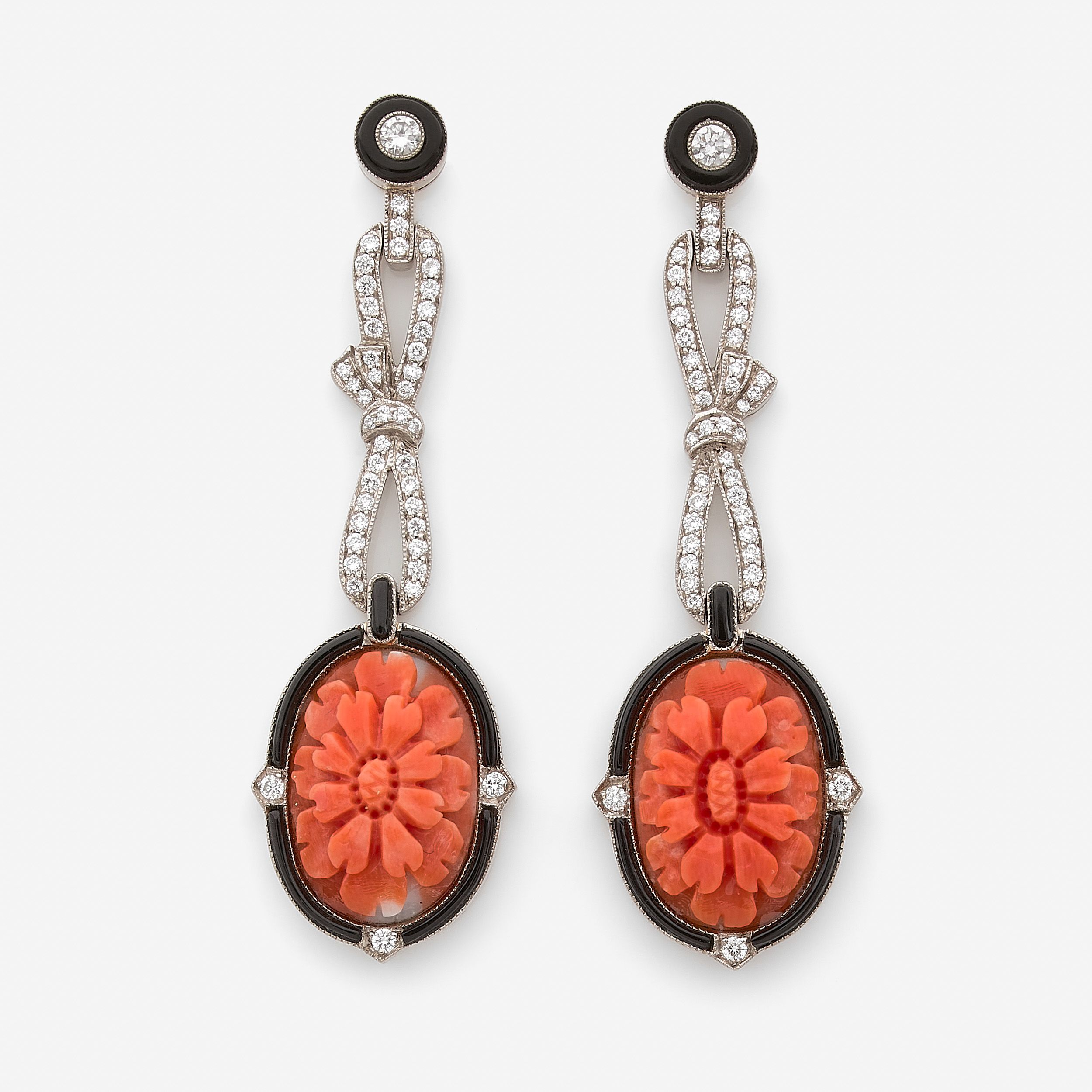 PAIRE DE PENDANTS D'OREILLES 