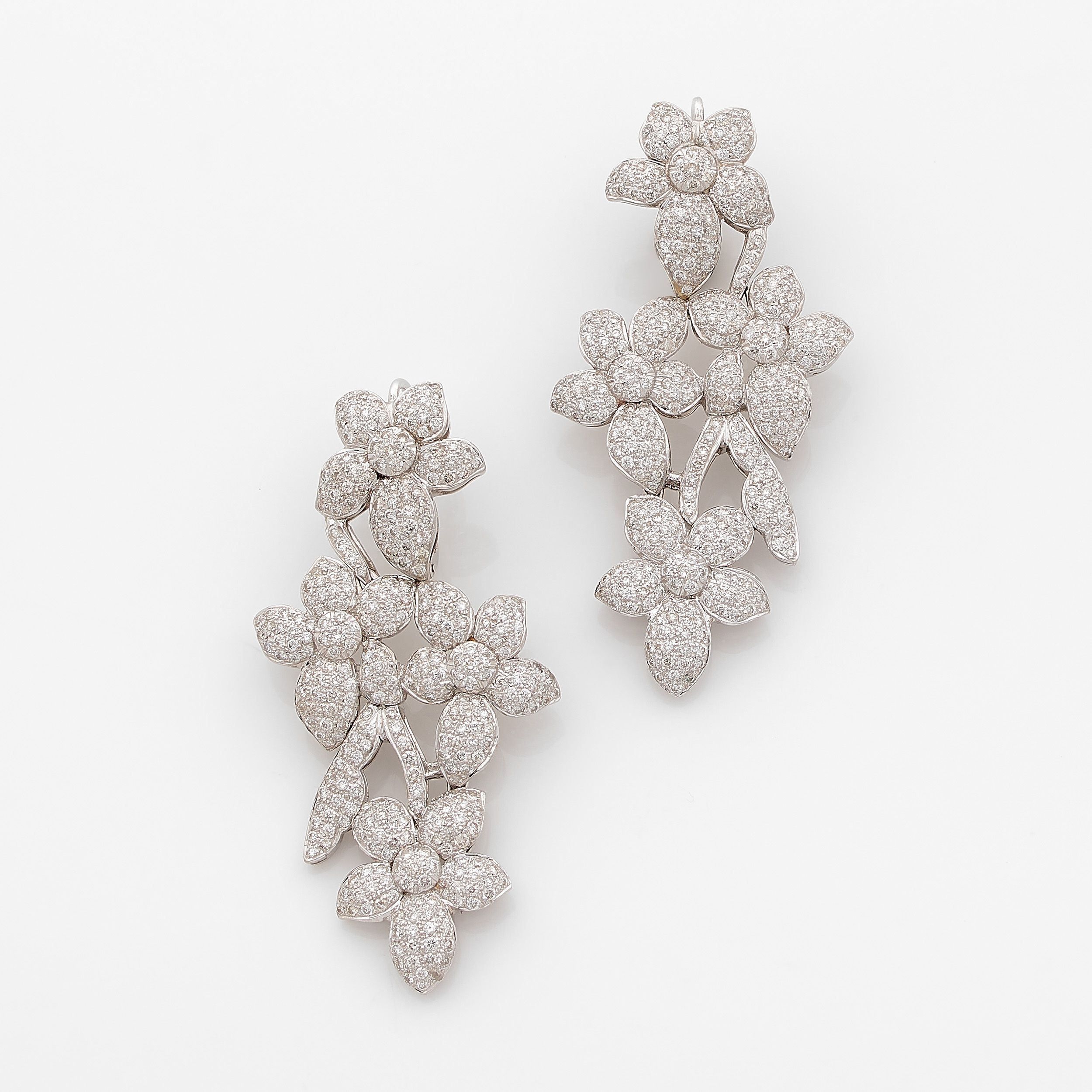 PAIRE DE PENDANTS D'OREILLES