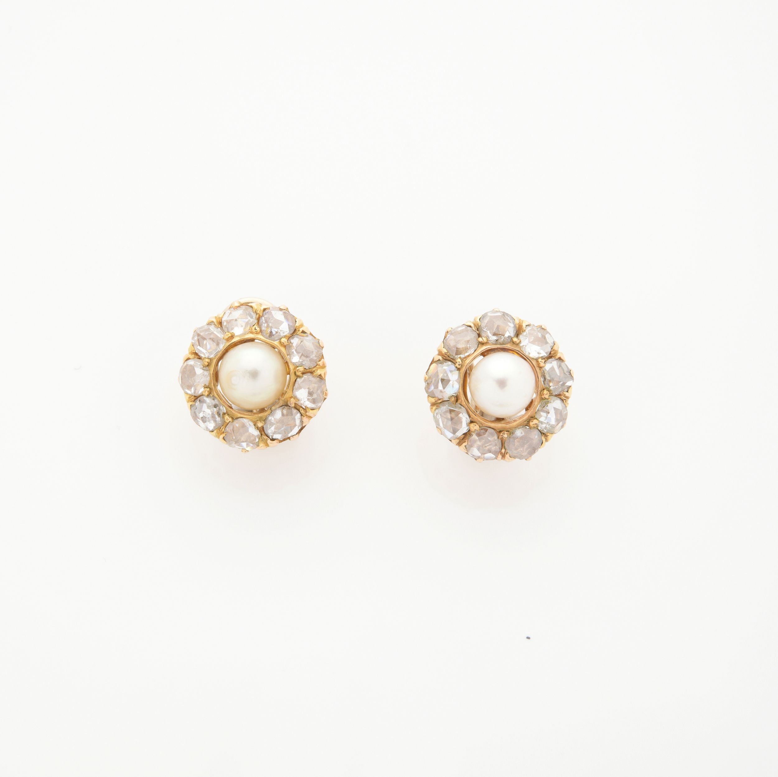 PAIRE DE PETITS CLIPS D'OREILLES