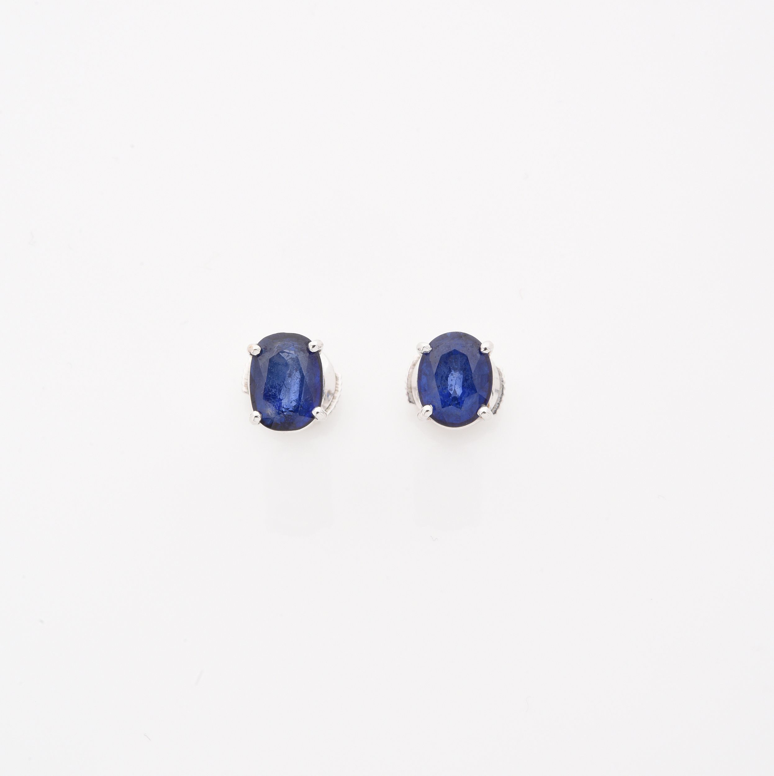 PAIRE DE PUCES D'OREILLES