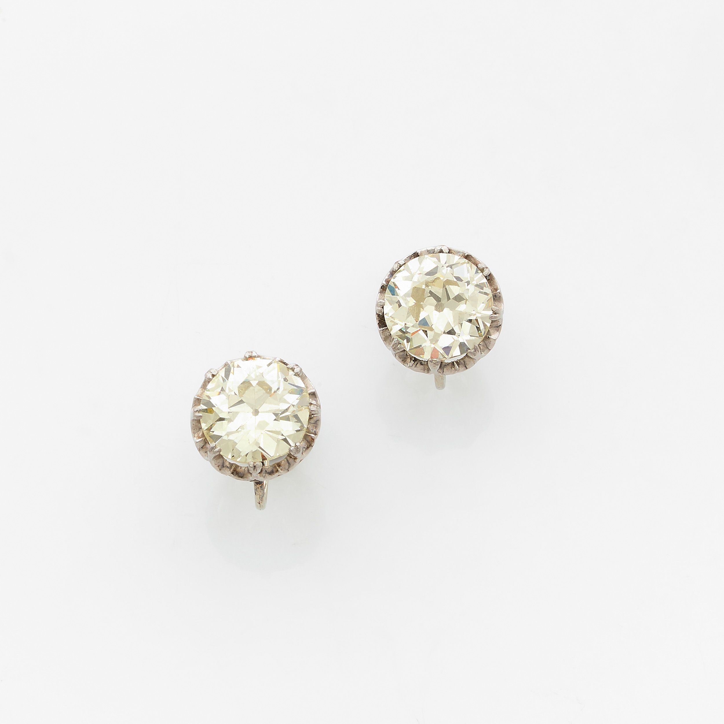 PAIRE DE PUCES D'OREILLES 
