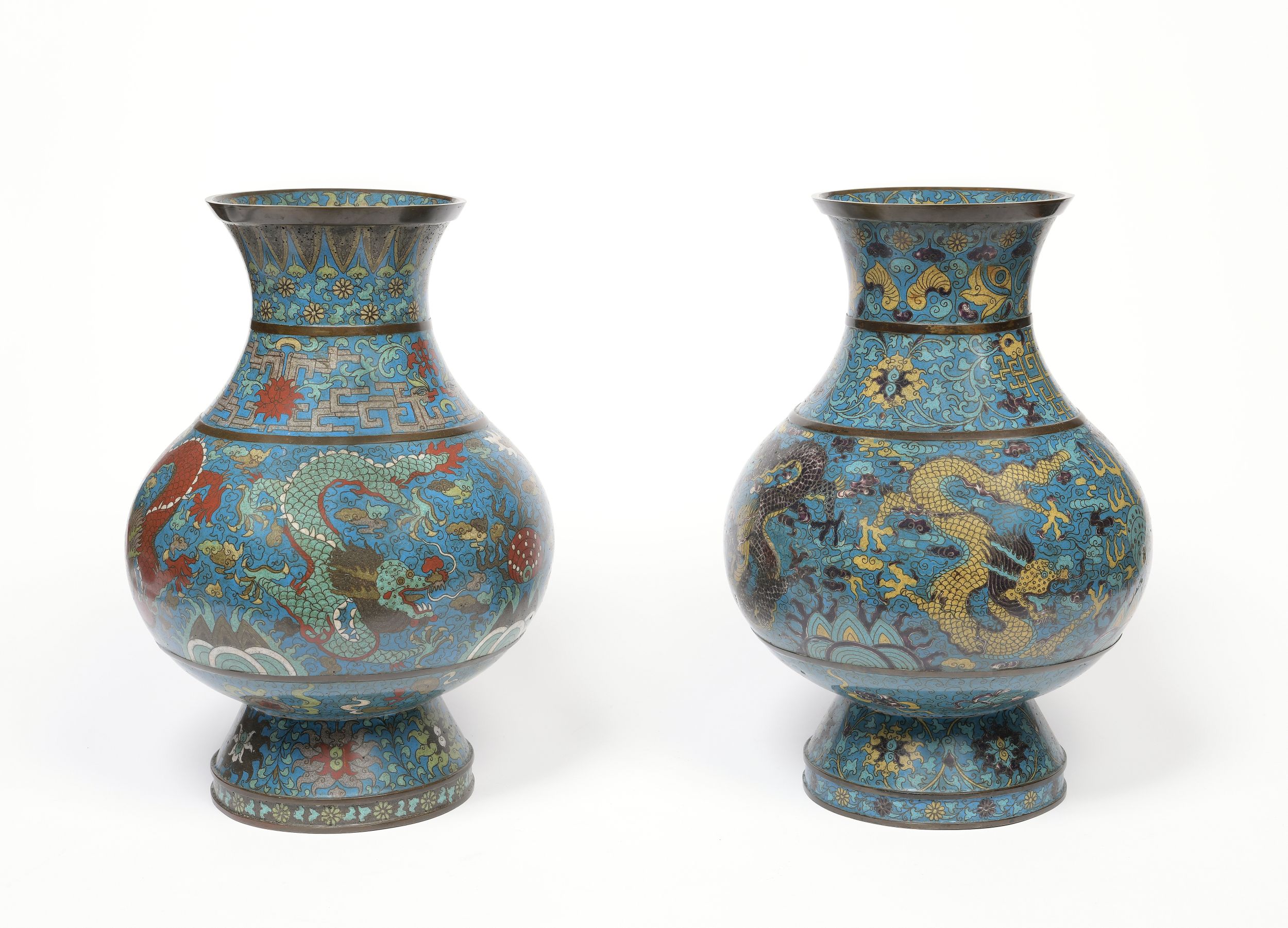 PAIRE DE VASES HU:  | H&ocirc;tel Des Ventes de Monte-Carlo