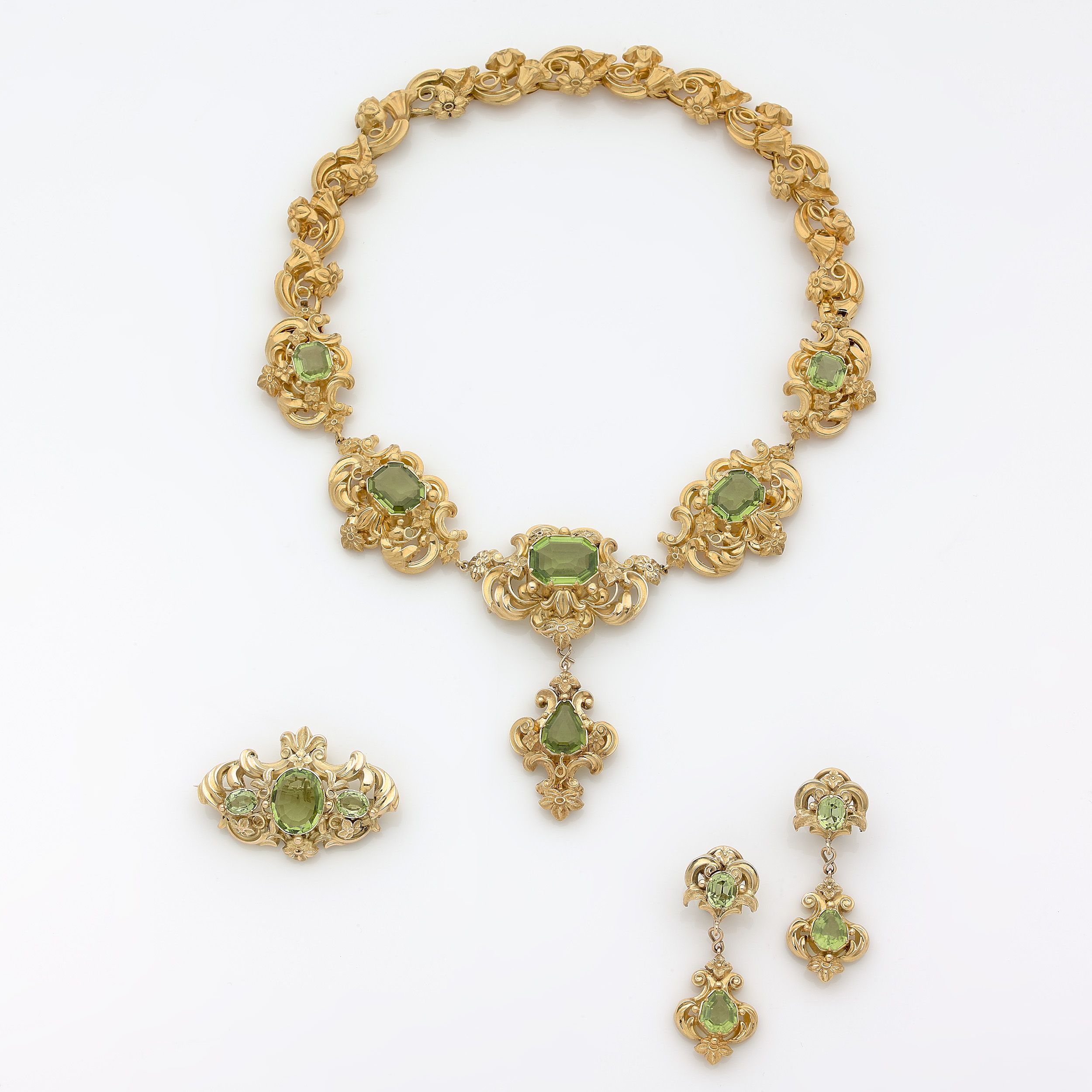 PENDENTIF MEDAILLE :  | H&ocirc;tel Des Ventes de Monte-Carlo