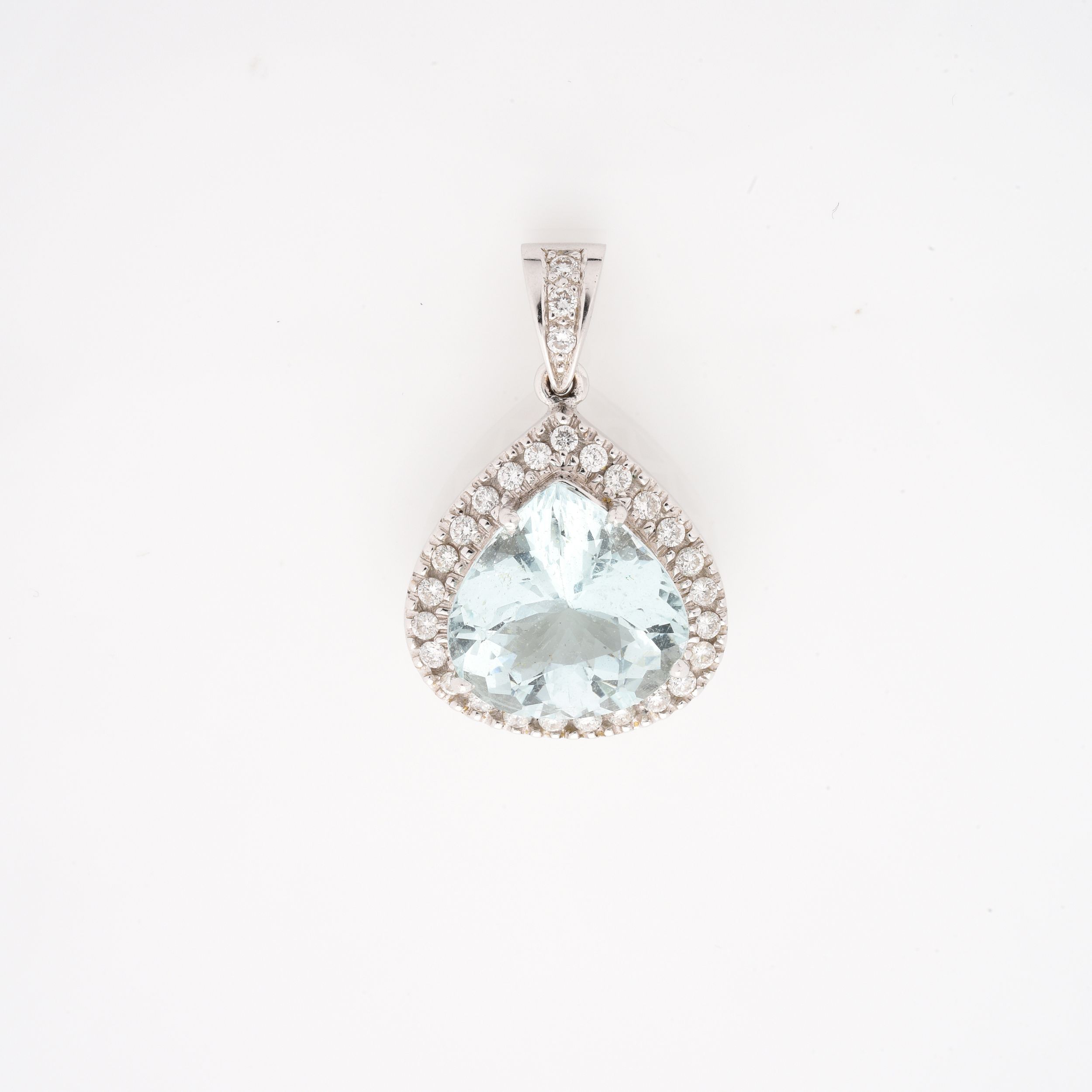 TANZANITE SOUS SCELLE:  | H&ocirc;tel Des Ventes de Monte-Carlo
