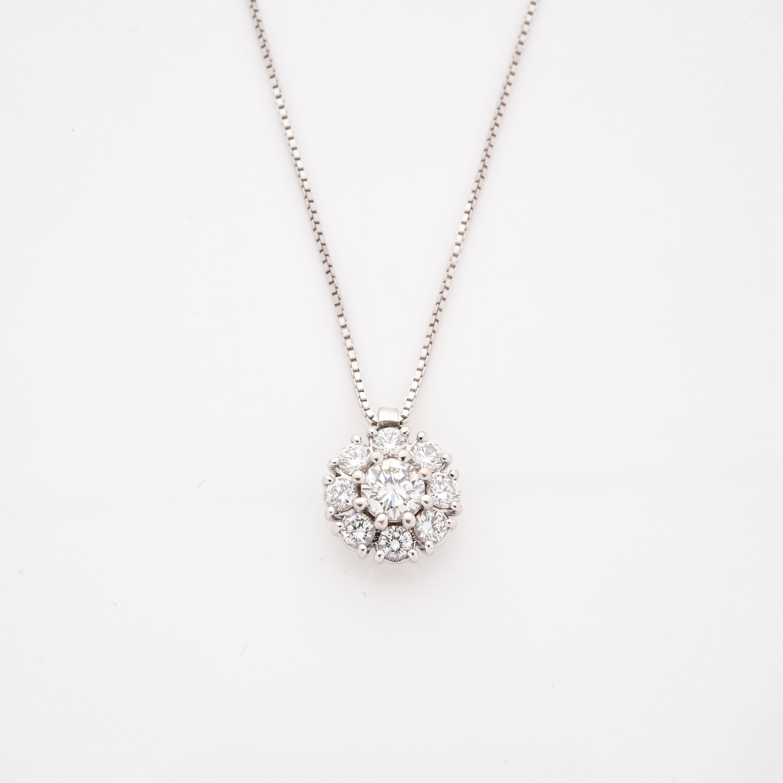 BAGUE COURONNE:  | H&ocirc;tel Des Ventes de Monte-Carlo