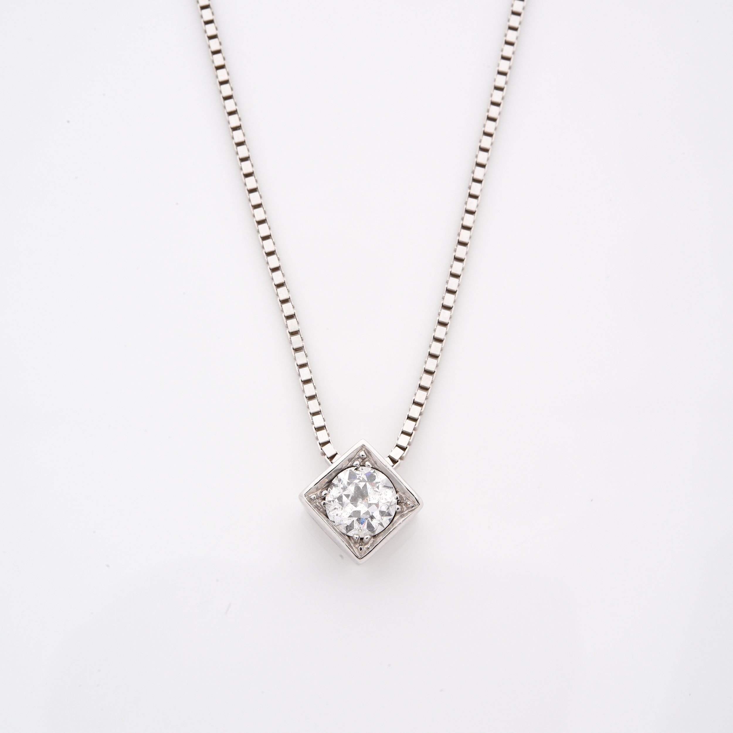 BAGUE COURONNE:  | H&ocirc;tel Des Ventes de Monte-Carlo