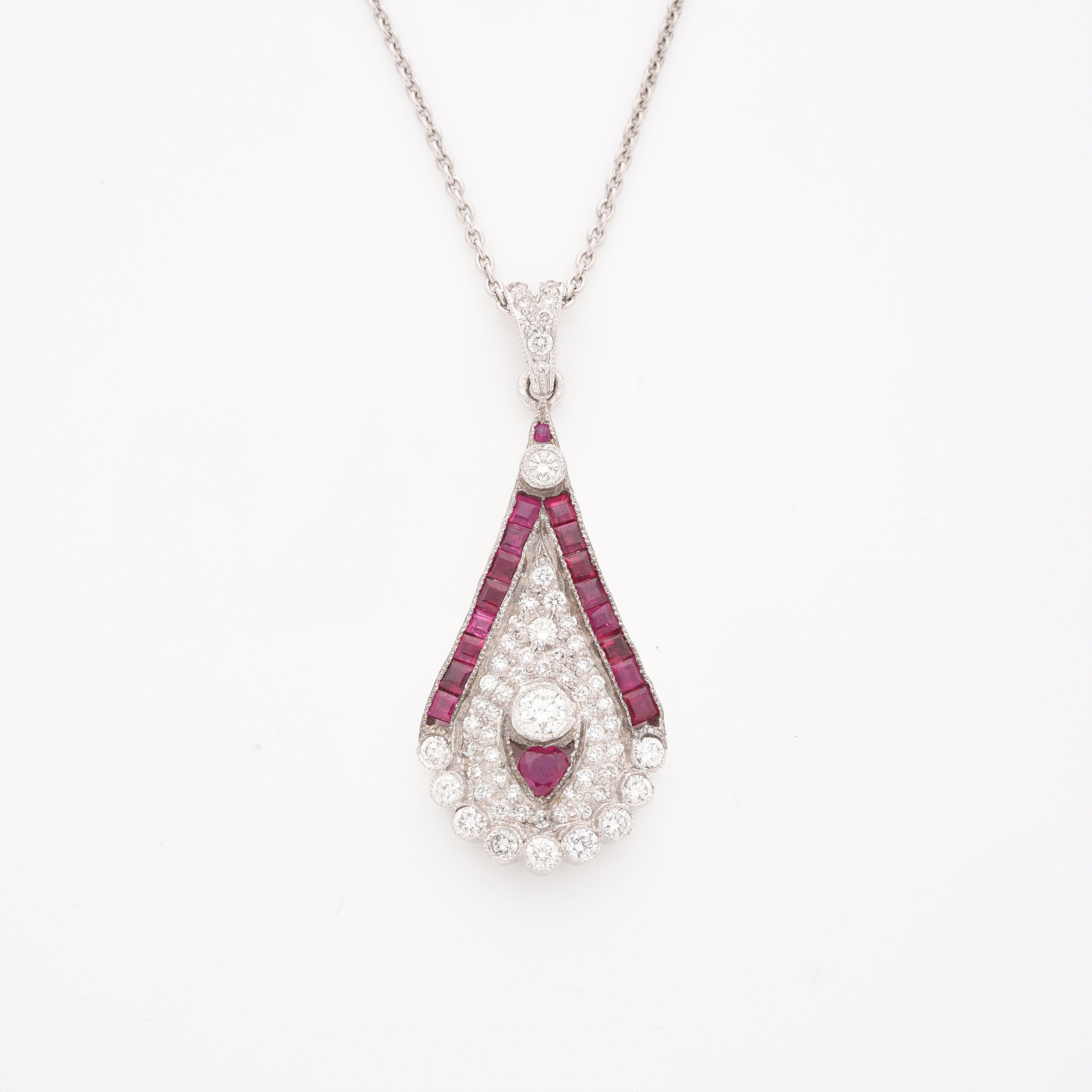 BAGUE BOMBEE:  | H&ocirc;tel Des Ventes de Monte-Carlo