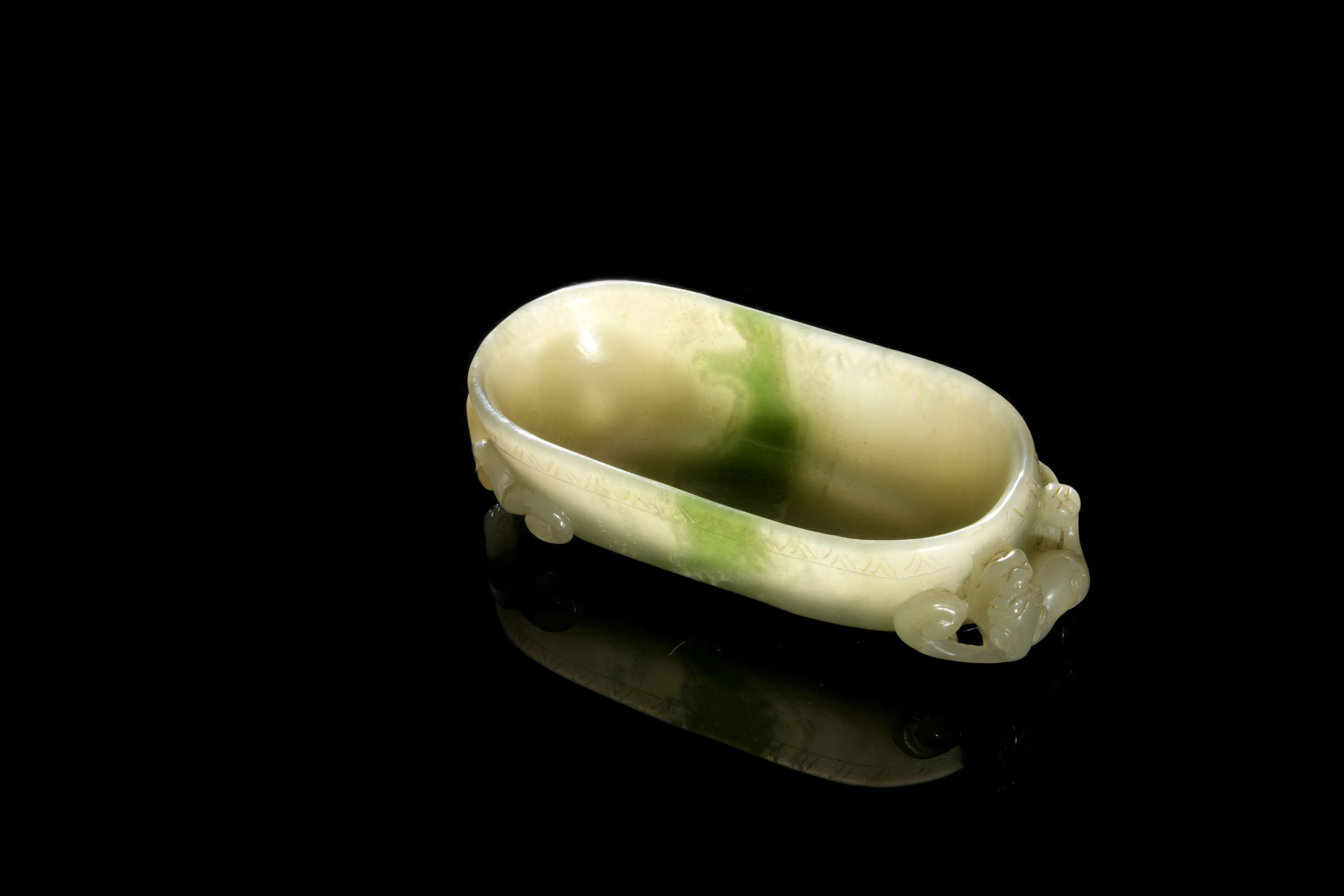 PETIT VASE PANSU ZOOMORPHE :  | H&ocirc;tel Des Ventes de Monte-Carlo