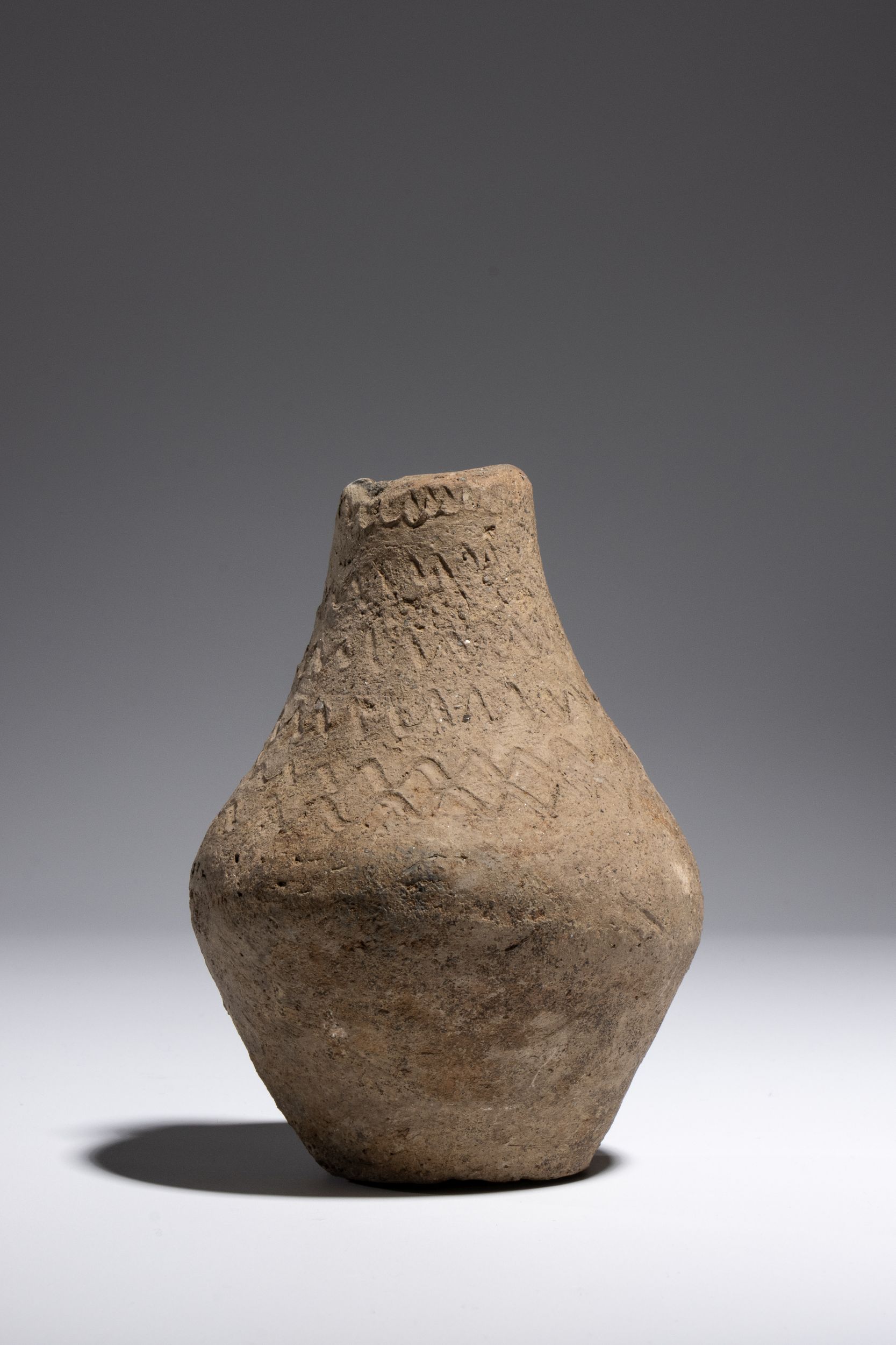 RARE VASE:  | H&ocirc;tel Des Ventes de Monte-Carlo
