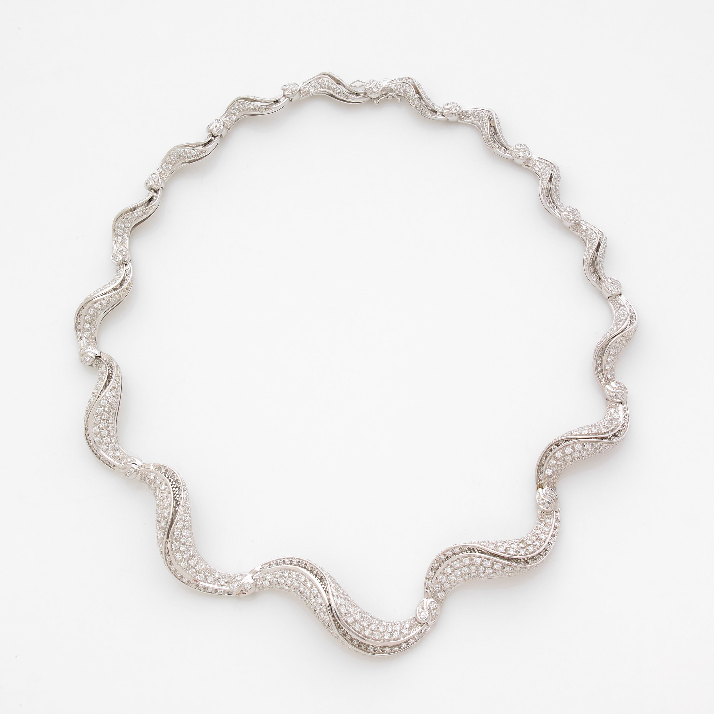 PENDENTIF:  | H&ocirc;tel Des Ventes de Monte-Carlo