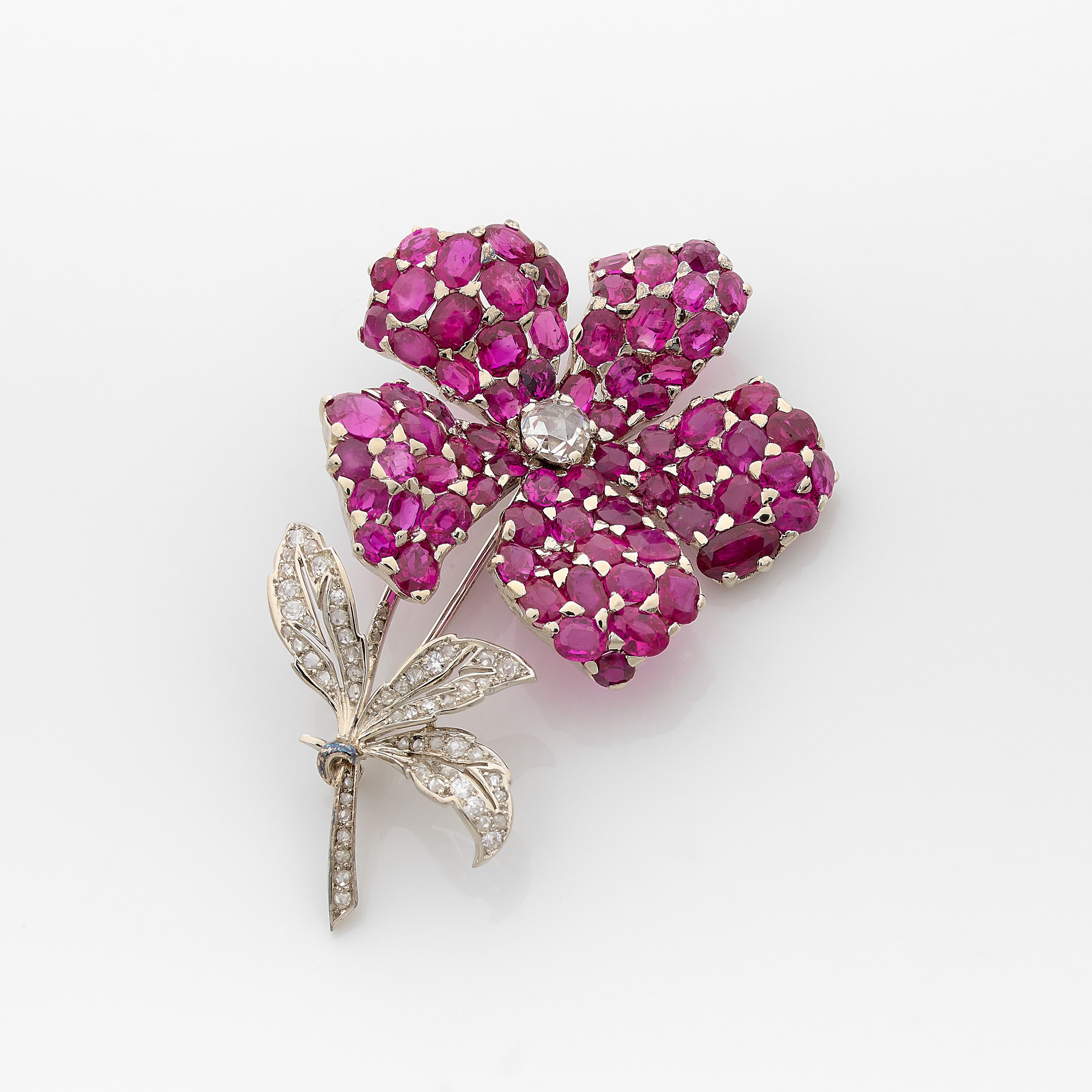 RAVISSANTE BROCHE BOUQUET 
