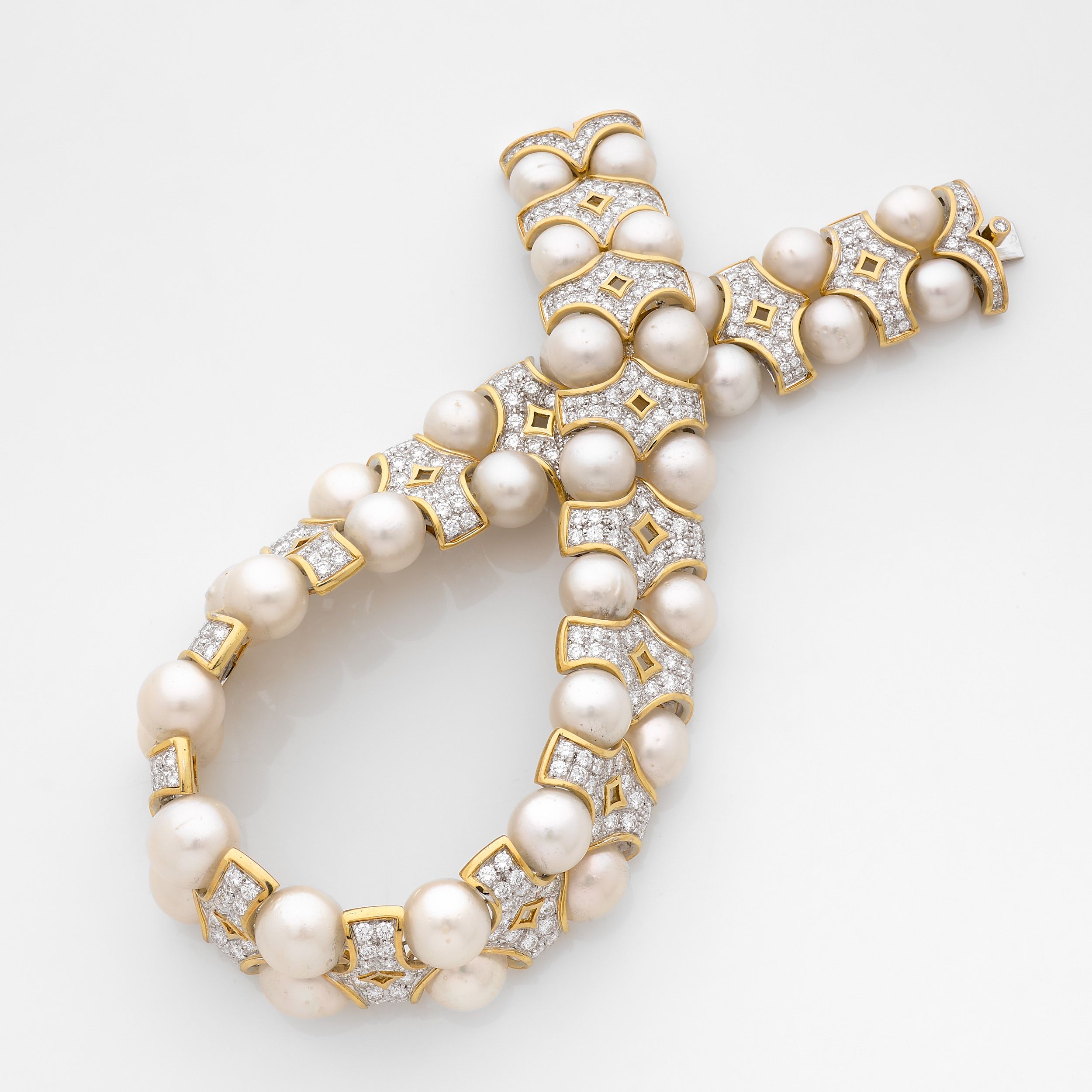PENDENTIF :  | H&ocirc;tel Des Ventes de Monte-Carlo